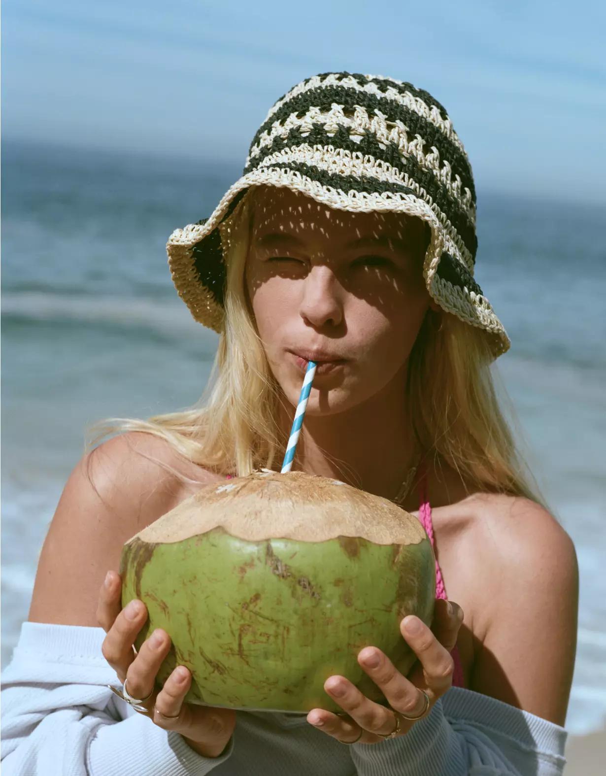 AE Raffia Bucket Hat Product Image