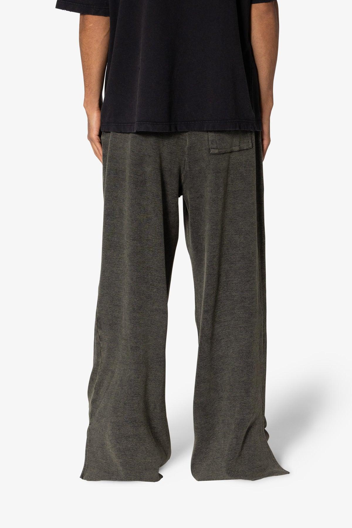 Ultra Baggy Thermal Sweatpants - Olive Product Image