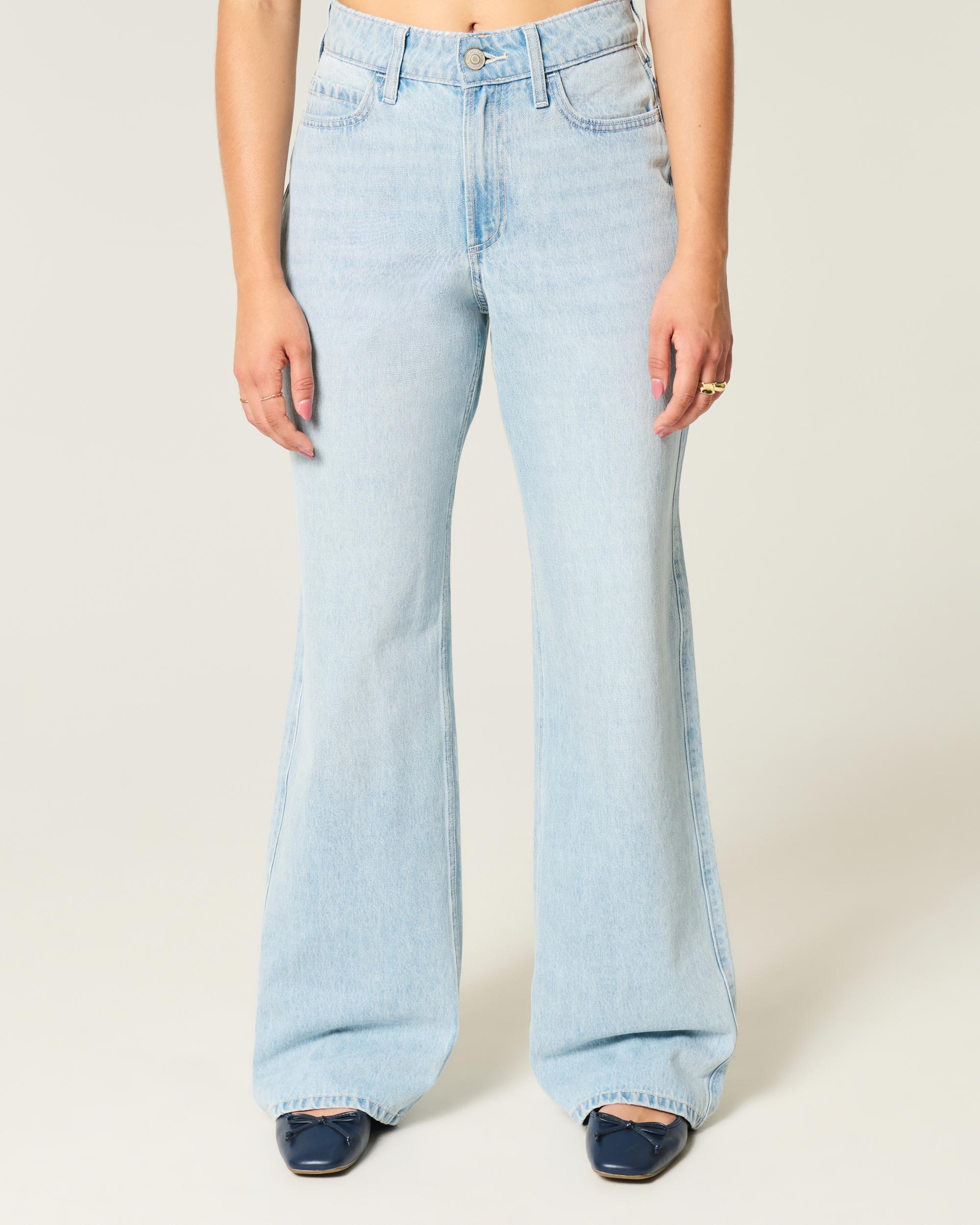 Curvy High-Rise Light Wash Baggy Jeans Product Image