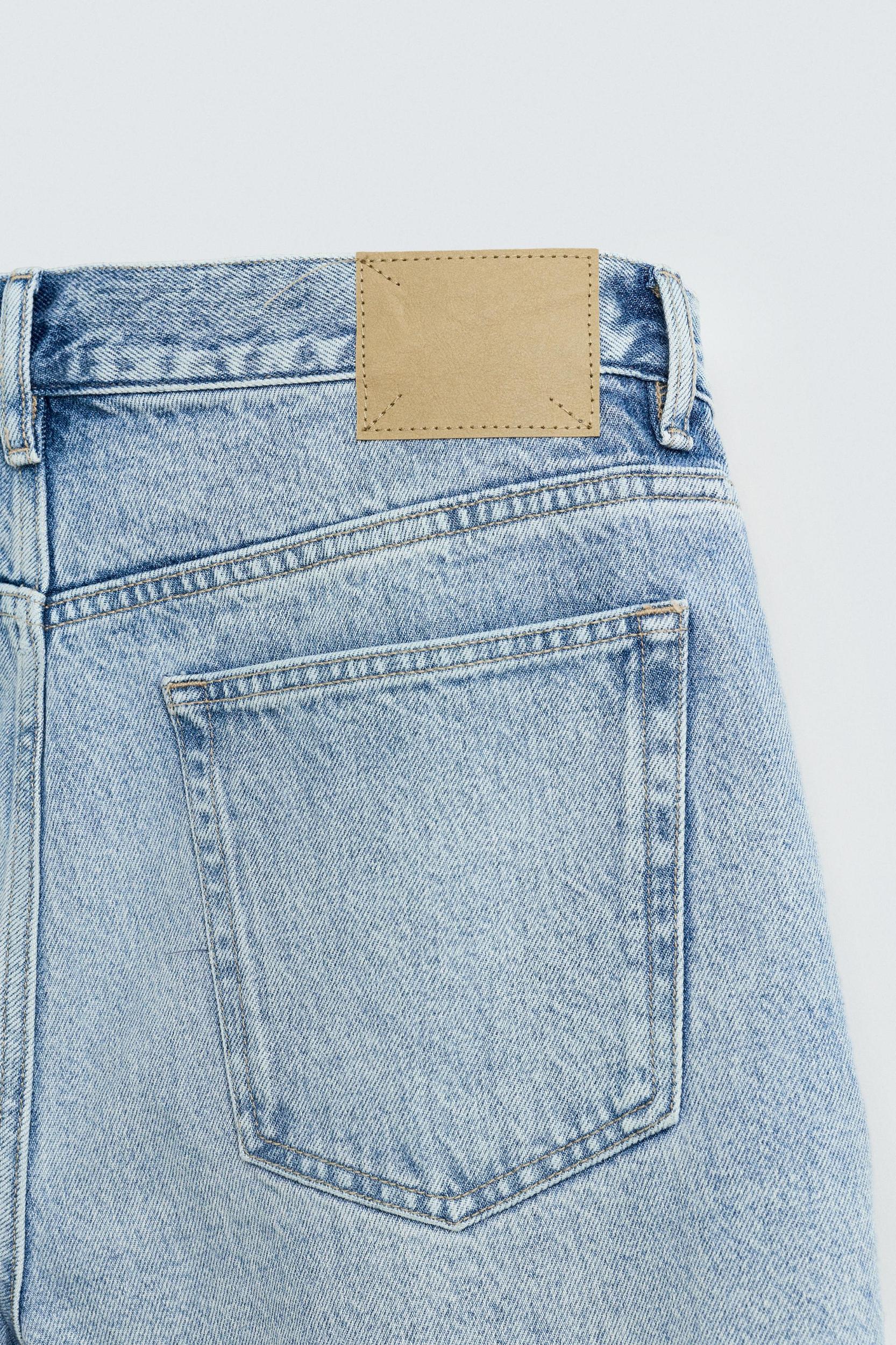 REGULAR FIT DENIM SHORTS Product Image