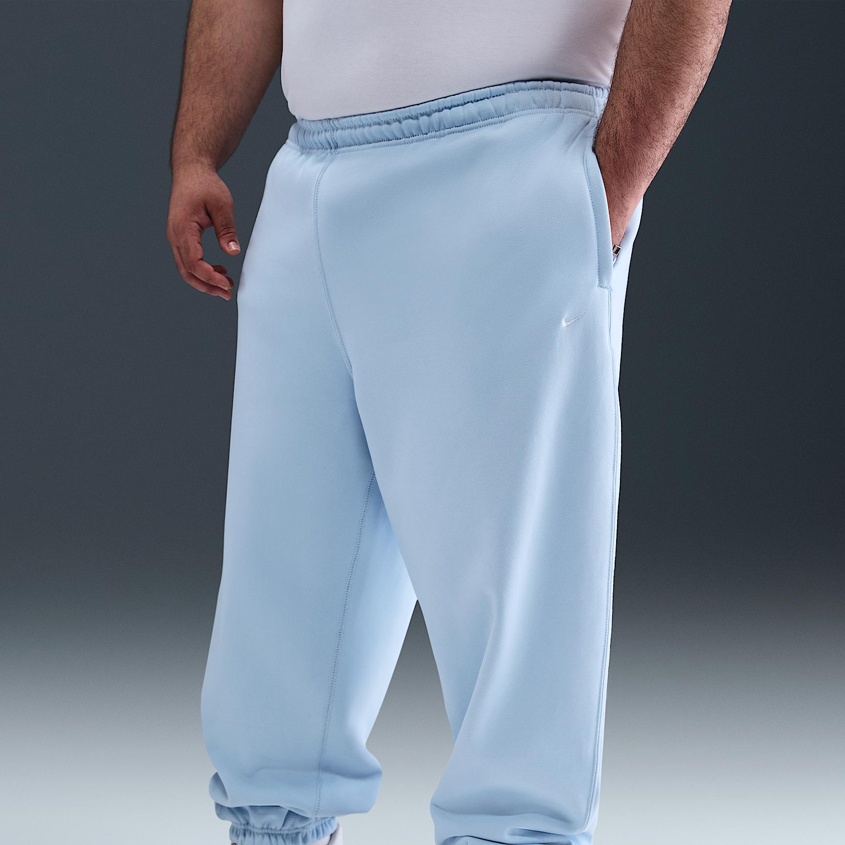 Nike Solo Swoosh Men's Cuffed Fleece Pants Product Image