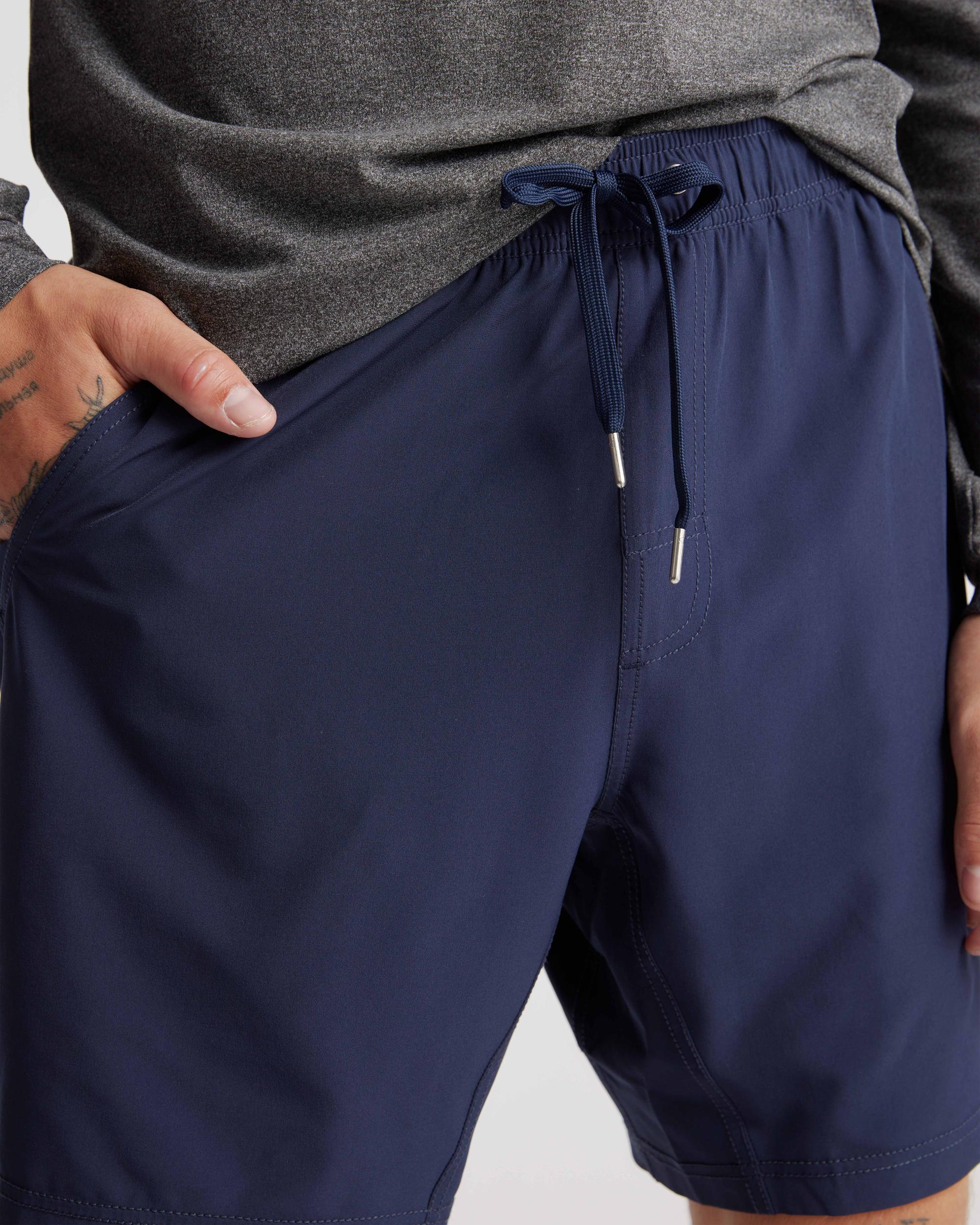 Quince | Men's Performance Tech Short 7.5" Recycled Poly with Stretch Product Image