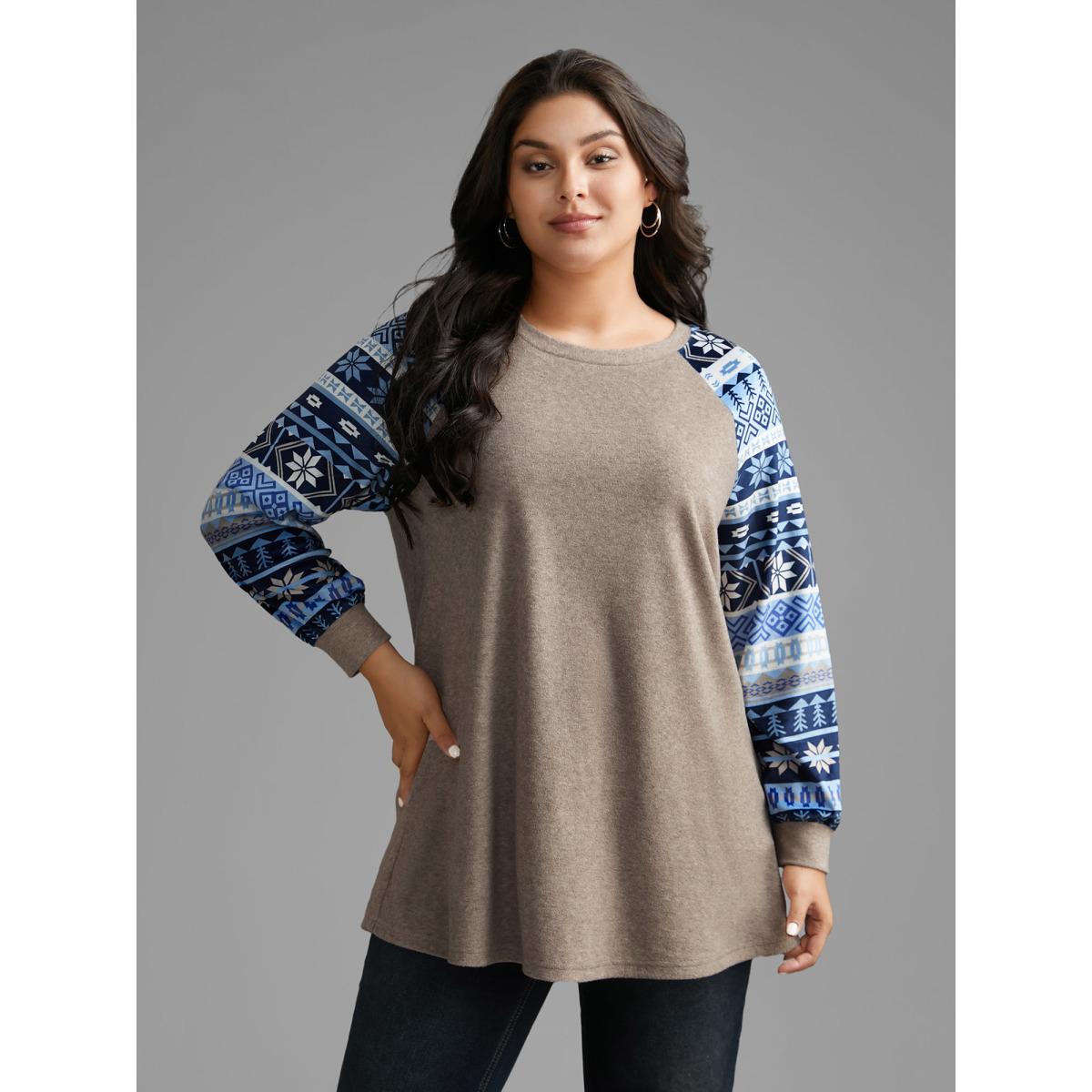 Plus Size Geometric Patchwork Contrast Raglan Sleeve Sweatshirt Women Champagne Casual Contrast Loose Round Neck Everyday Sweatshirts BloomChic 12/L Product Image