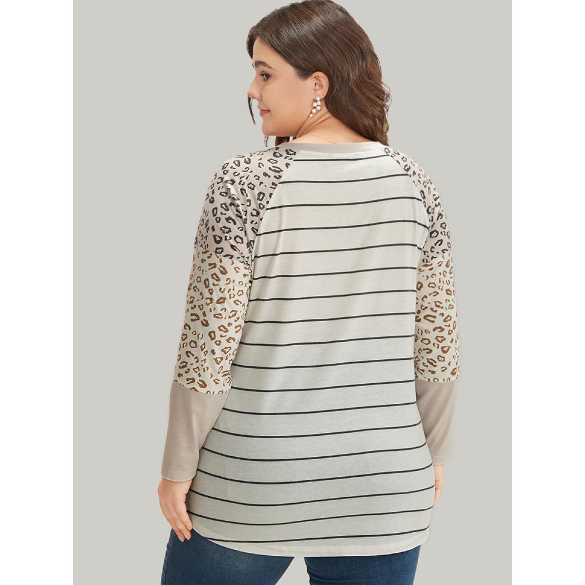 Plus Size Leopard Striped Patchwork Raglan Sleeve T-shirt Multicolor Women Casual Patchwork Leopard Round Neck Dailywear T-shirts BloomChic 26/4X Product Image