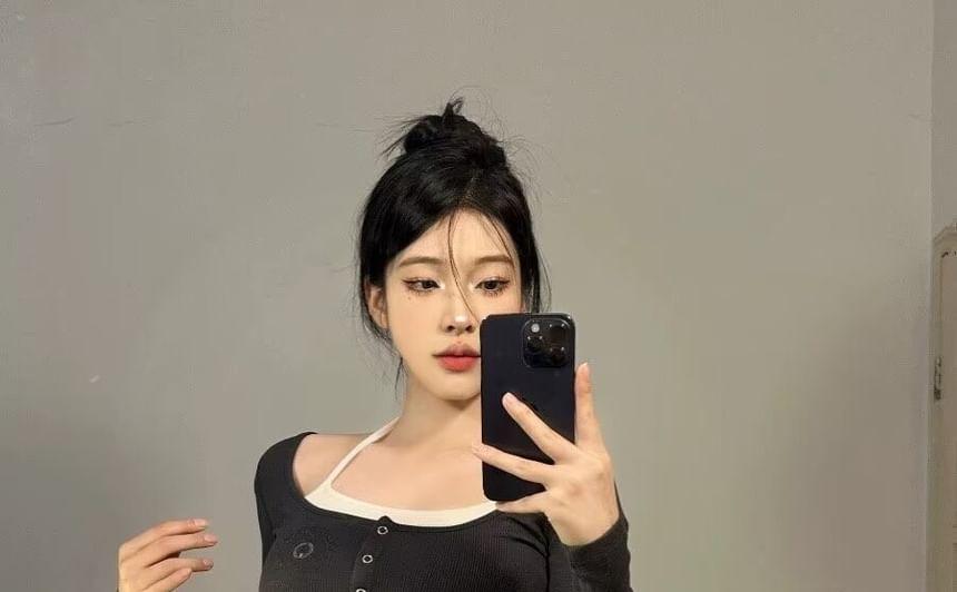 Low Rise Washed Denim Shorts Product Image