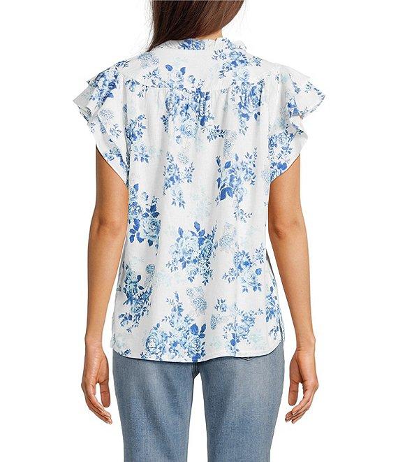 Tru Luxe Jeans Floral Linen Blend Ruffle Split V-Neck Flutter Sleeve Blouse Product Image