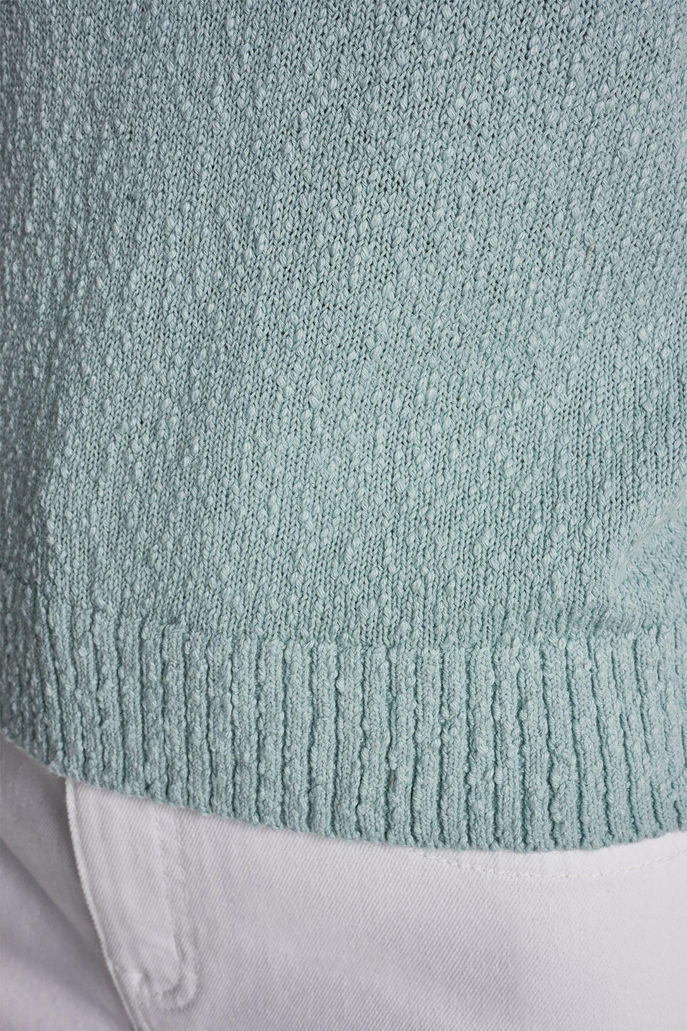 CREW NECK SLEEVELESS SWEATER Product Image