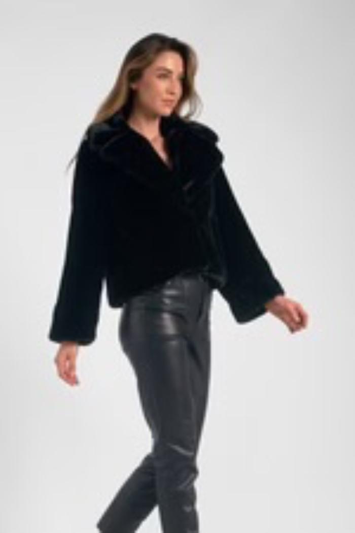 Cropped Fur Coat Product Image