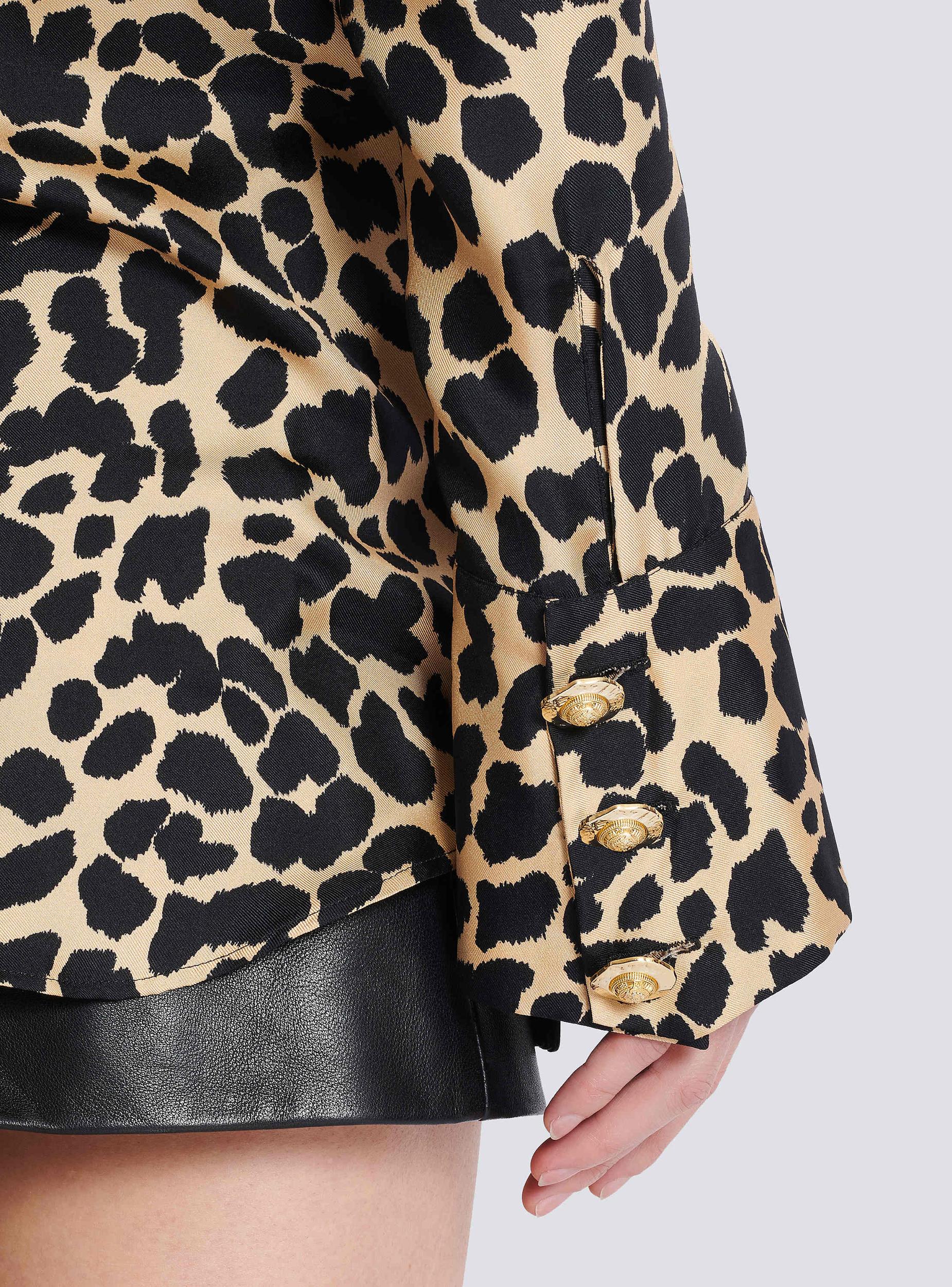 Leopard print ruffled shirt Product Image