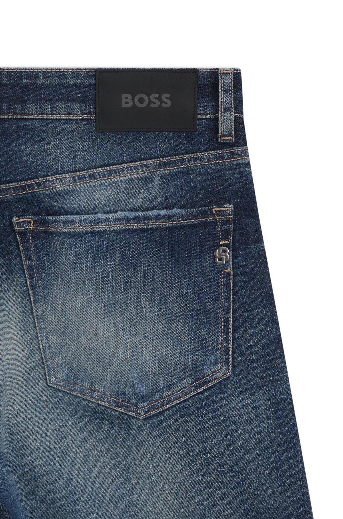 Blue jeans in stretch denim Product Image