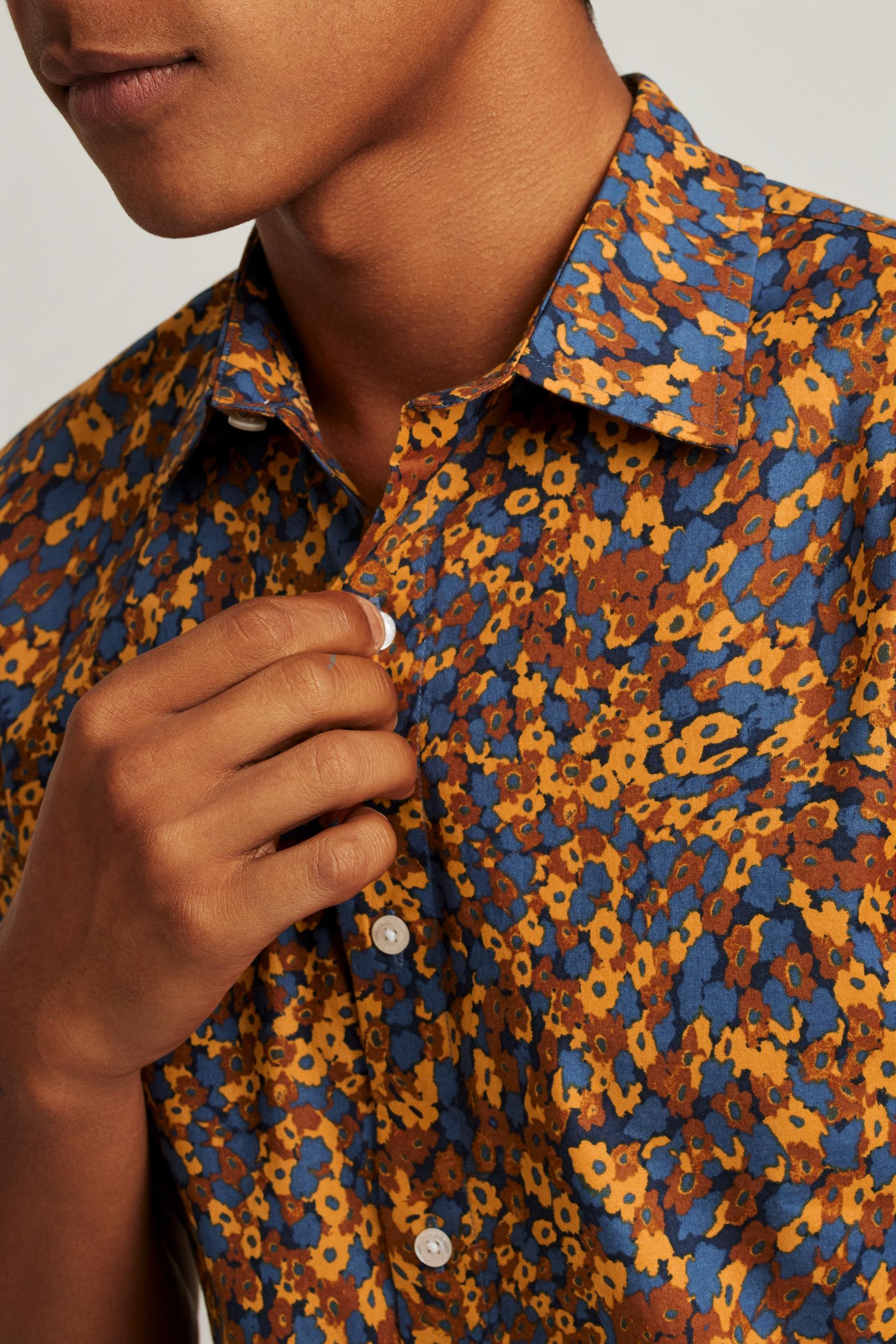 Riviera Short Sleeve Shirt Product Image