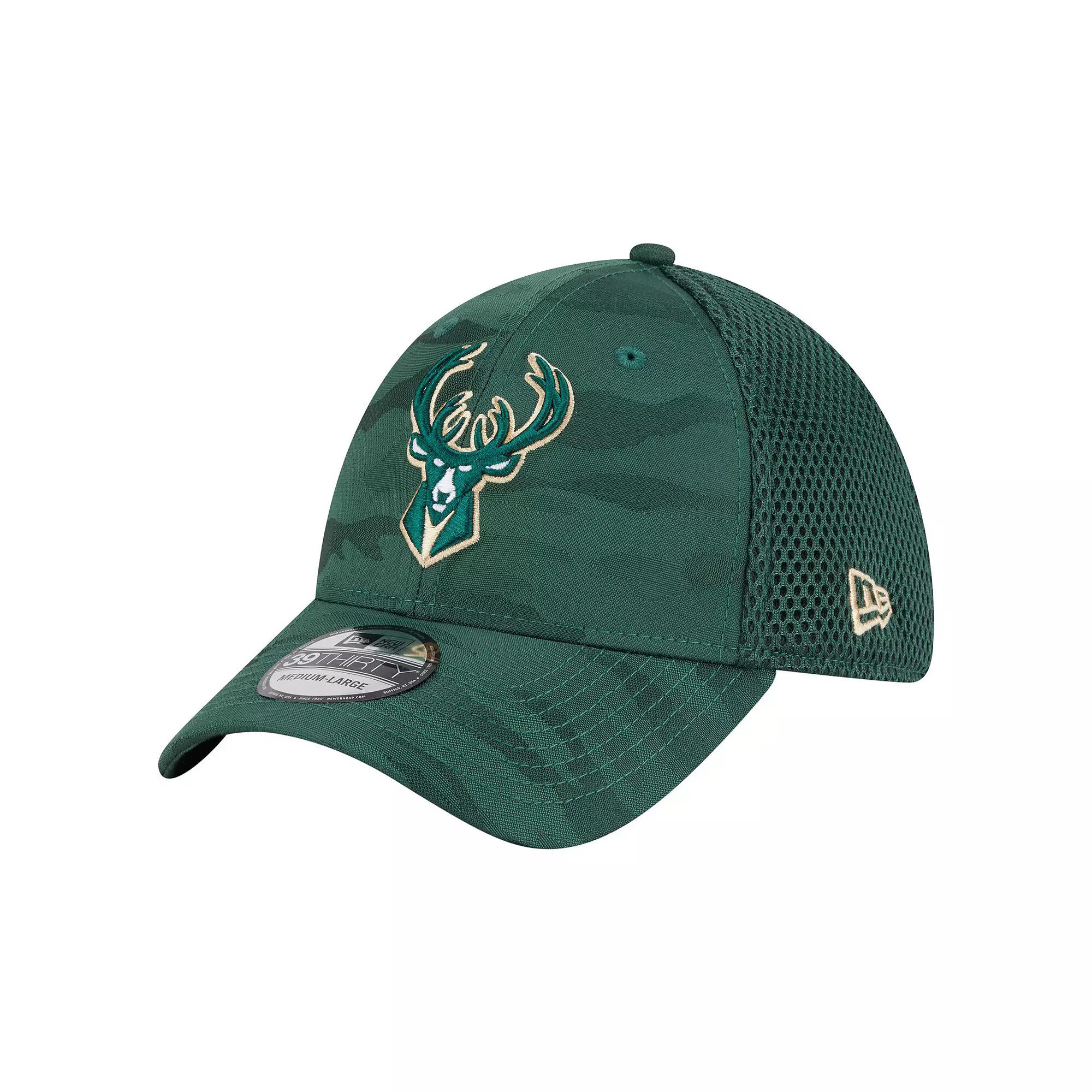 Men's New Era Hunter Green Milwaukee Bucks Subtle Camo 39THIRTY Flex Hat,  Product Image