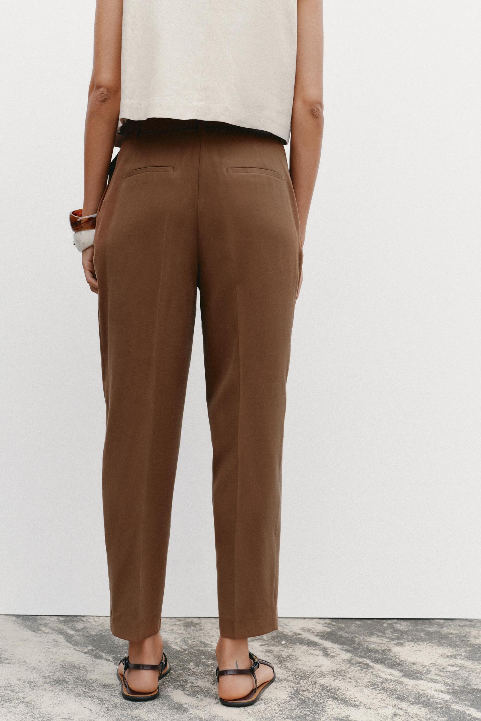 BELTED FLOWY PANTS Product Image
