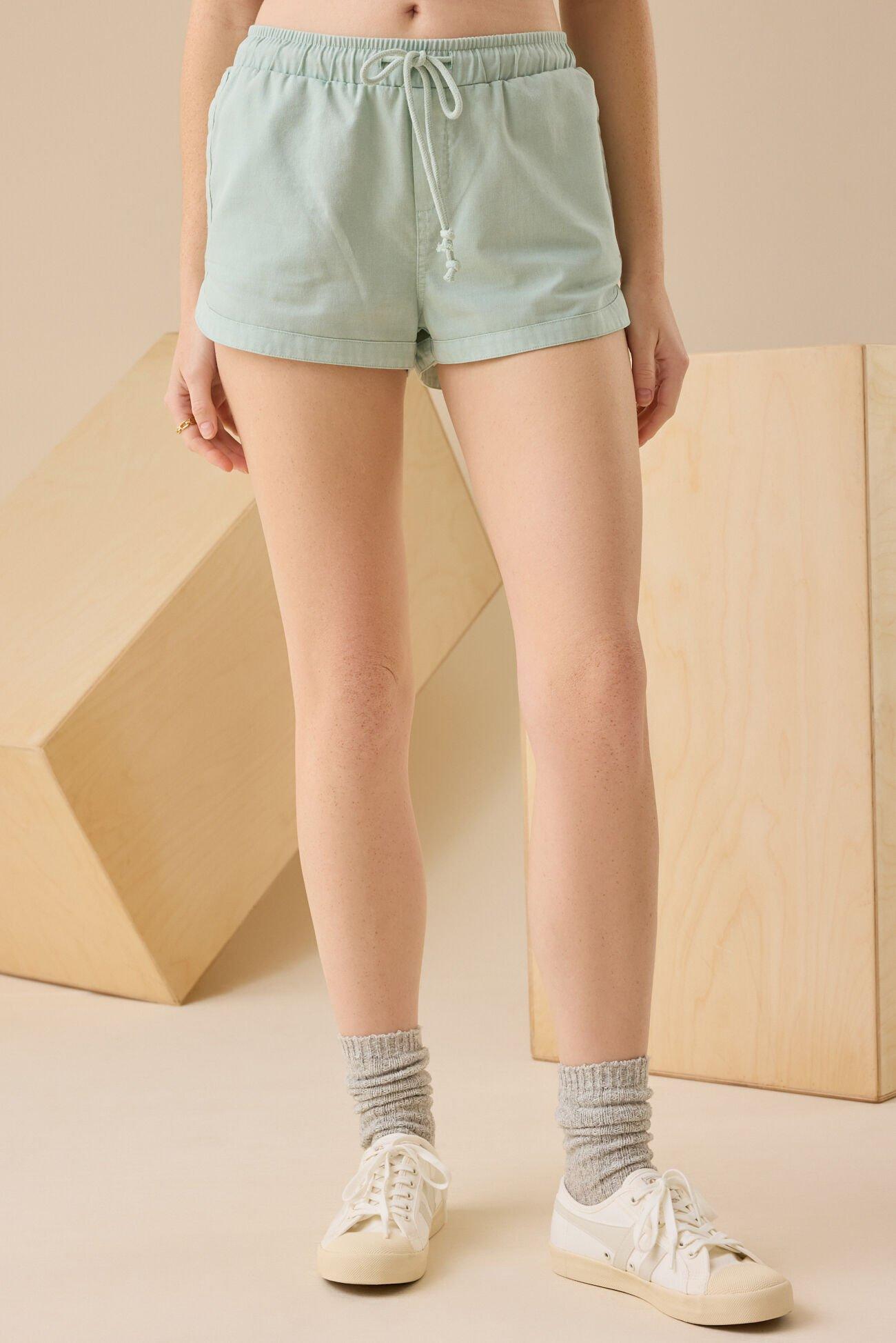 Logan Linen Shorts Product Image