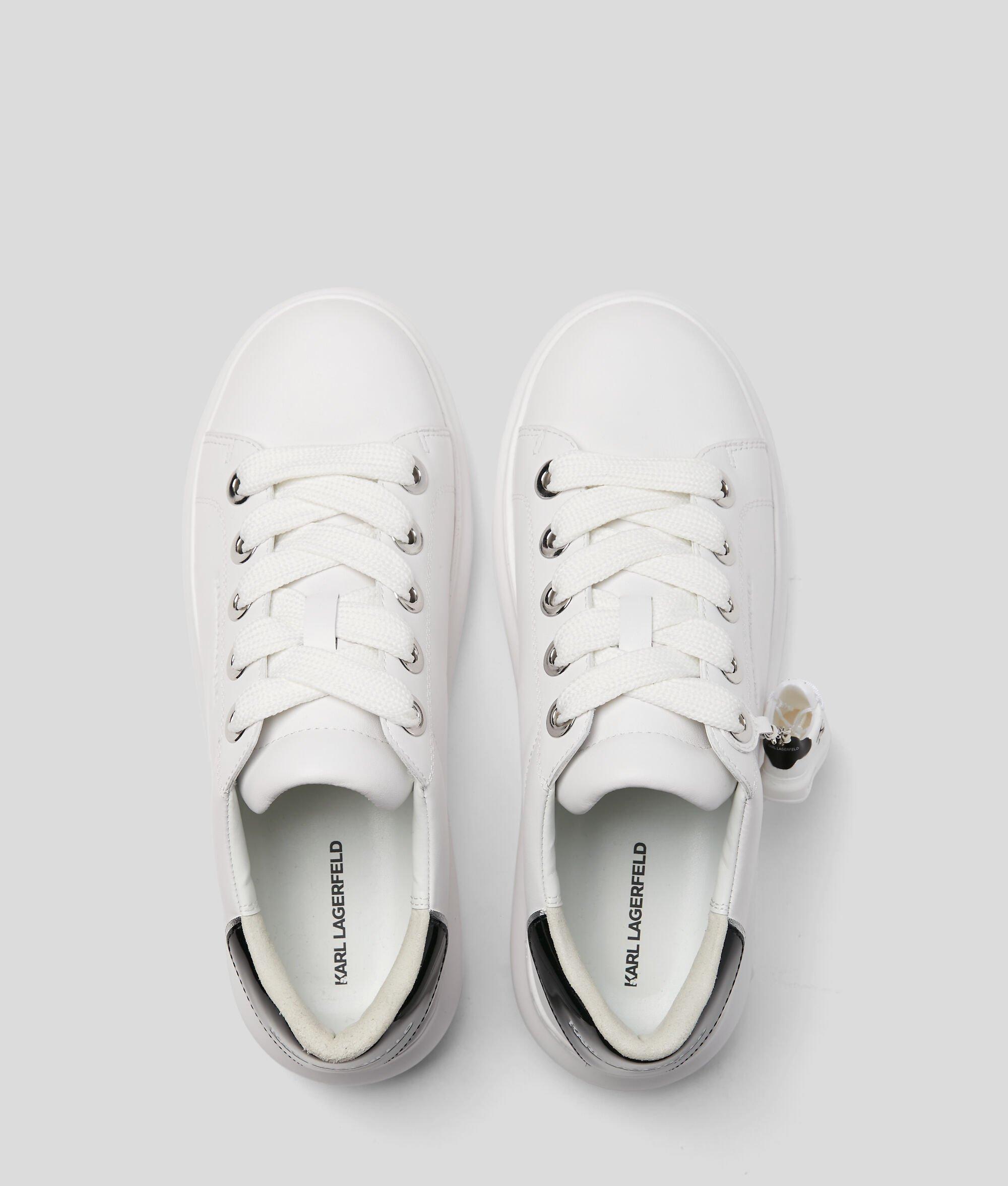 KAPRI KEYCHAIN SNEAKERS Product Image