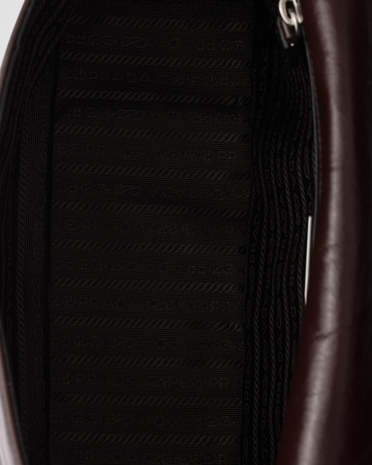 Men's Leather Flap Shoulder Bag Product Image