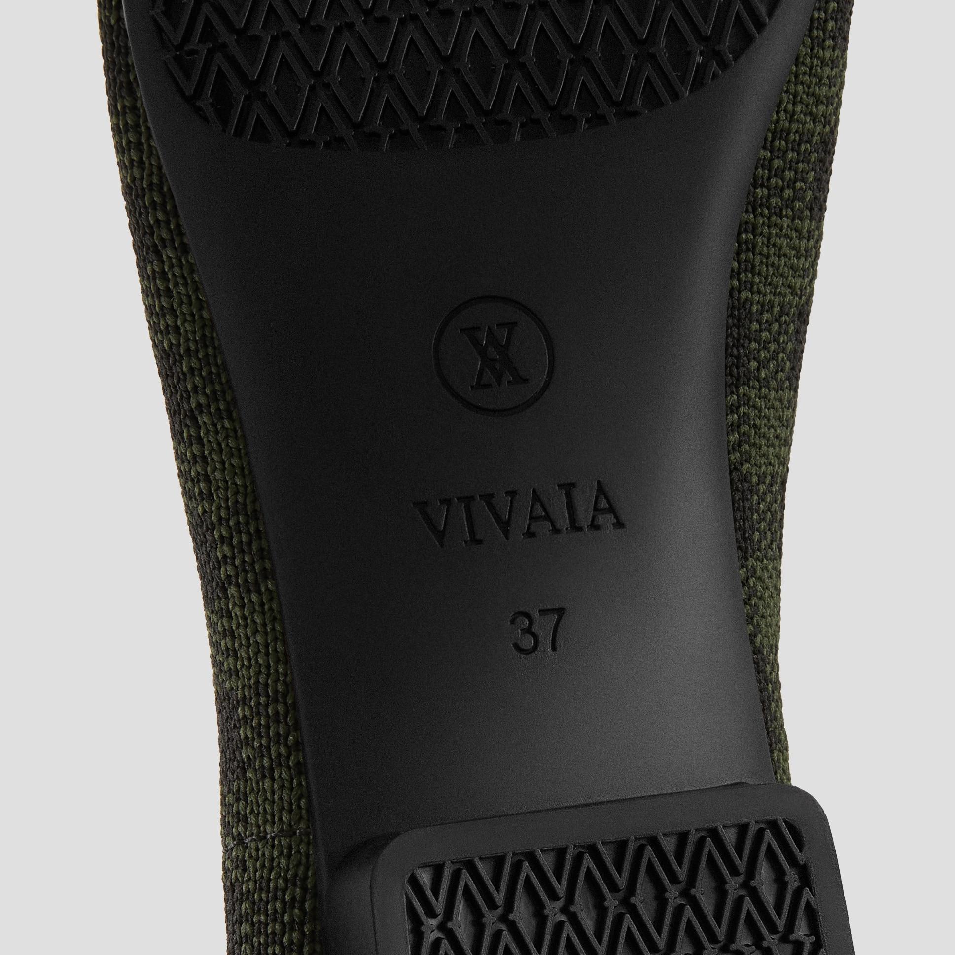 Square-Toe V-Cut Flats (Margot 2.0) Product Image