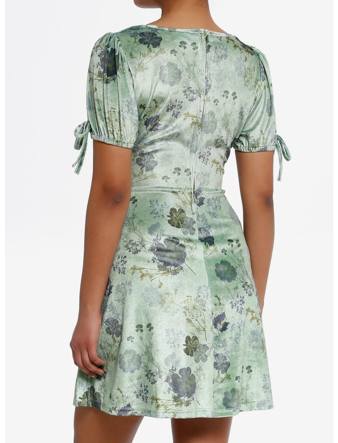 Daisy Street Green Floral Velvet Puff Sleeve Mini Dress Product Image