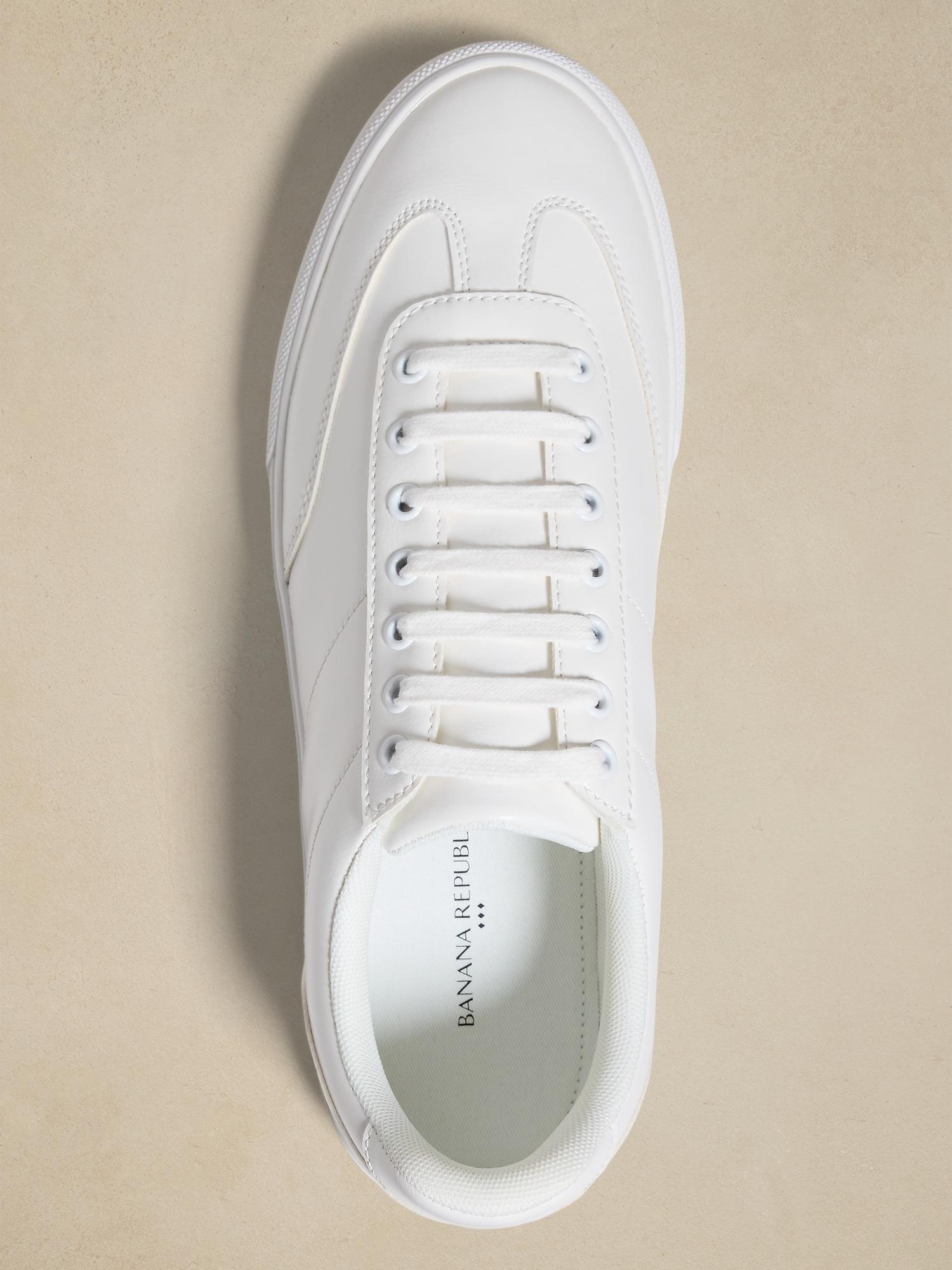 T Toe Fashion Sneaker Product Image