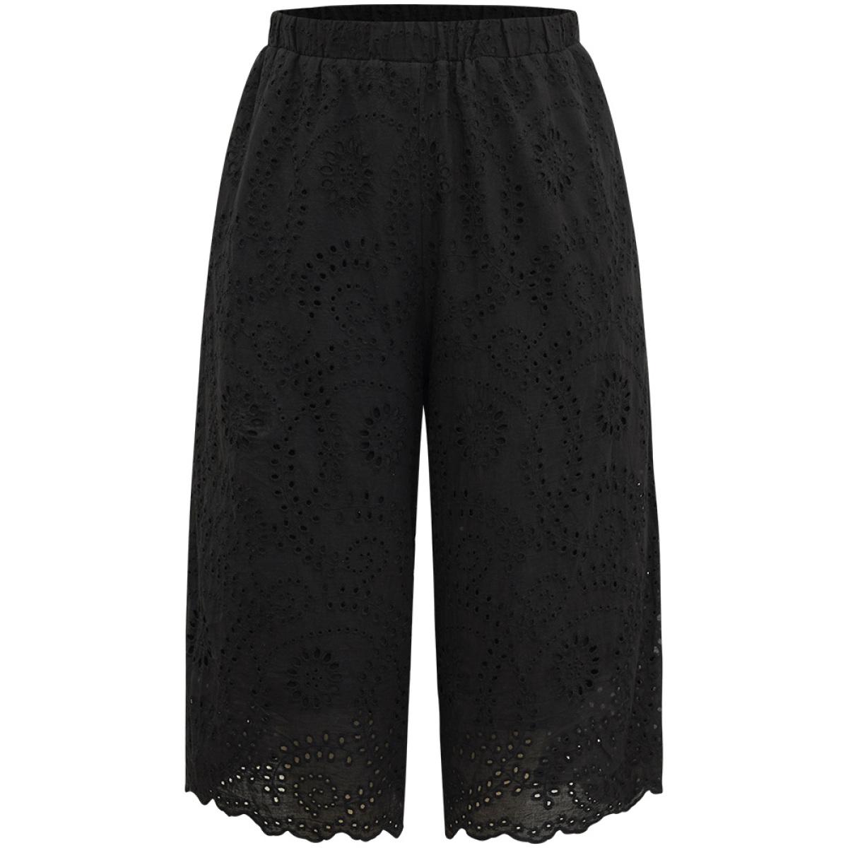 Plus Size Solid Broderie Anglaise Scalloped Trim Cropped Pants Women Black Elegant Straight Leg High Rise Dailywear Pants BloomChic 14-16/1X Product Image