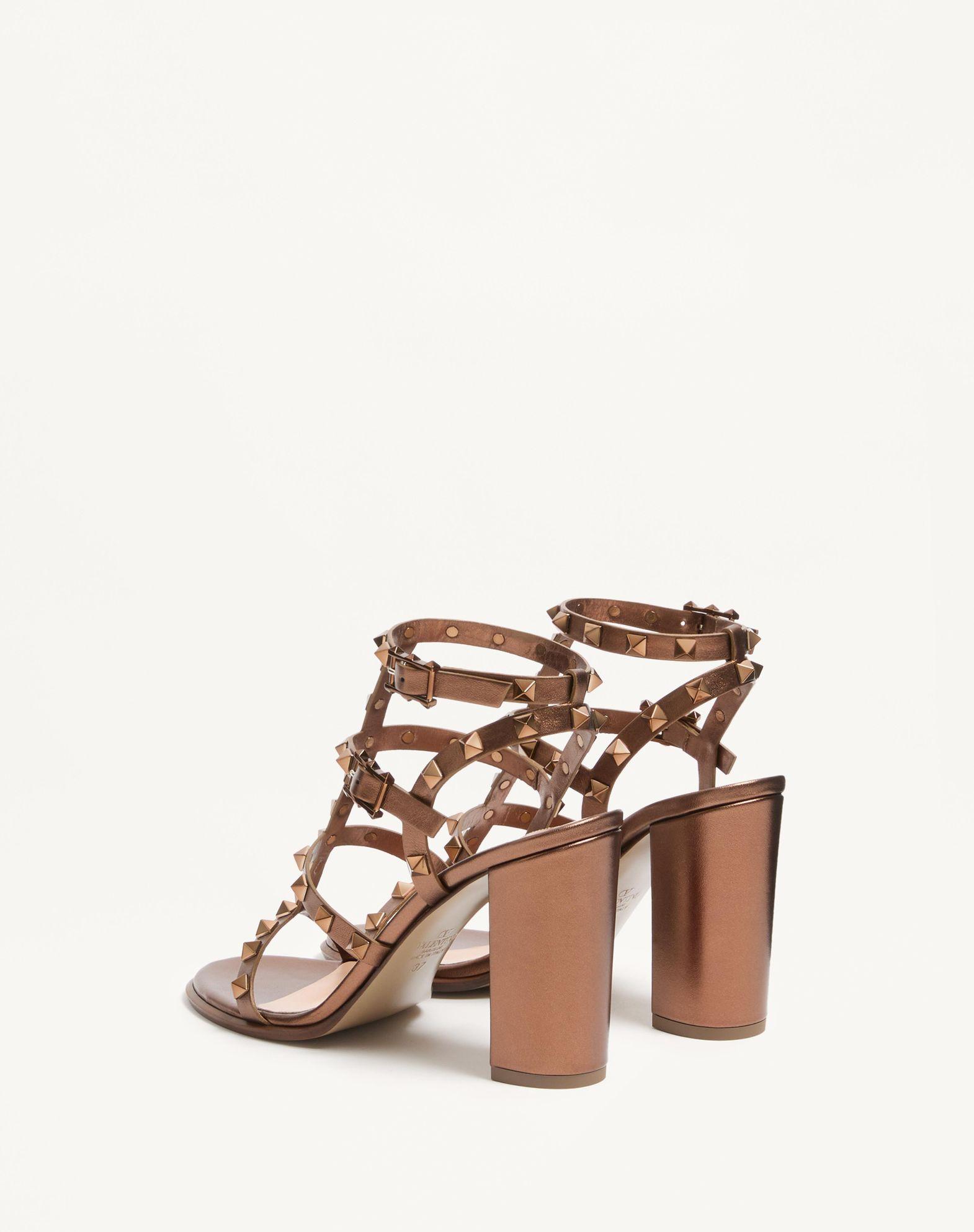 Rockstud Metallic Calfskin Leather Ankle Strap Sandal 90 Mm Product Image