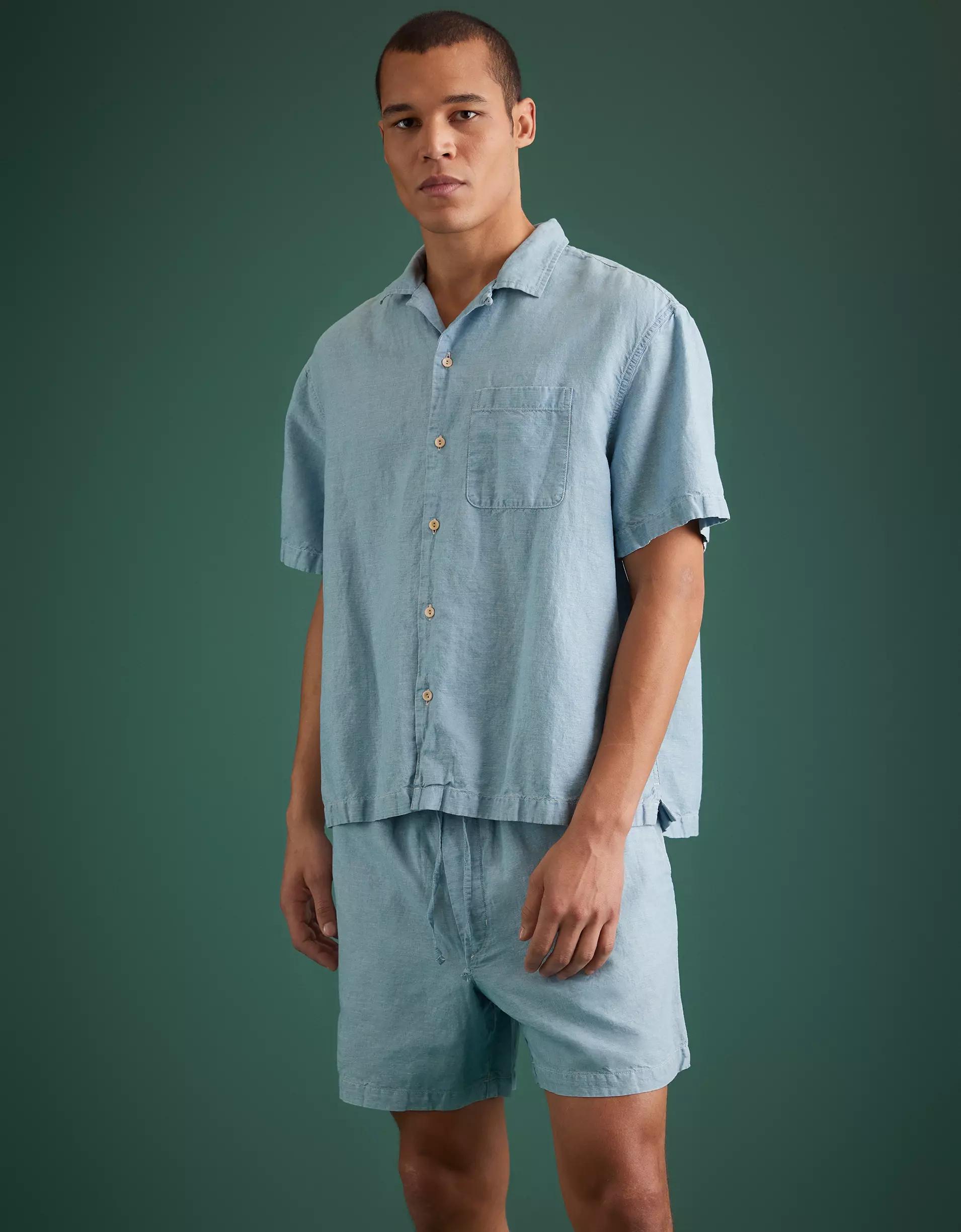 AE77 Premium Chambray Pull-On Short Product Image