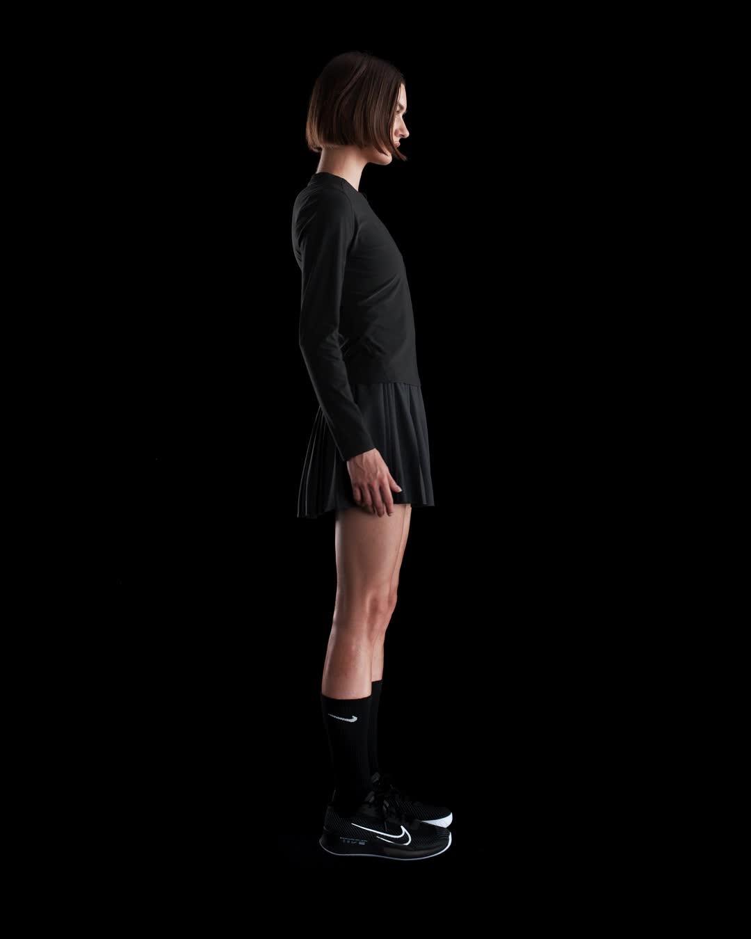 Nike Womens Court Advantage Dri-FIT Mid-Layer Tennis Top | FZ6737-010 Product Image