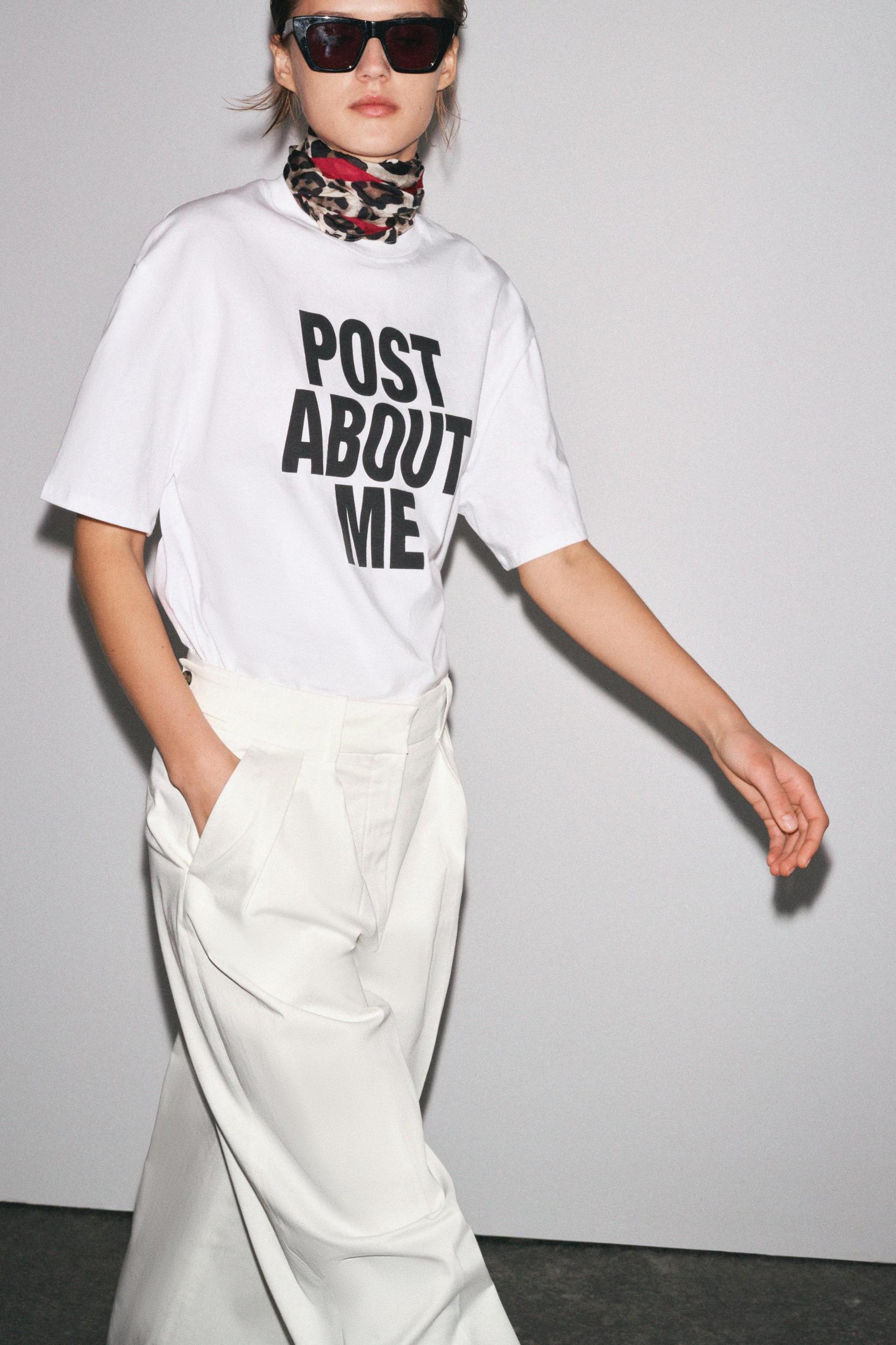 OVERSIZED TEXT T-SHIRT Product Image