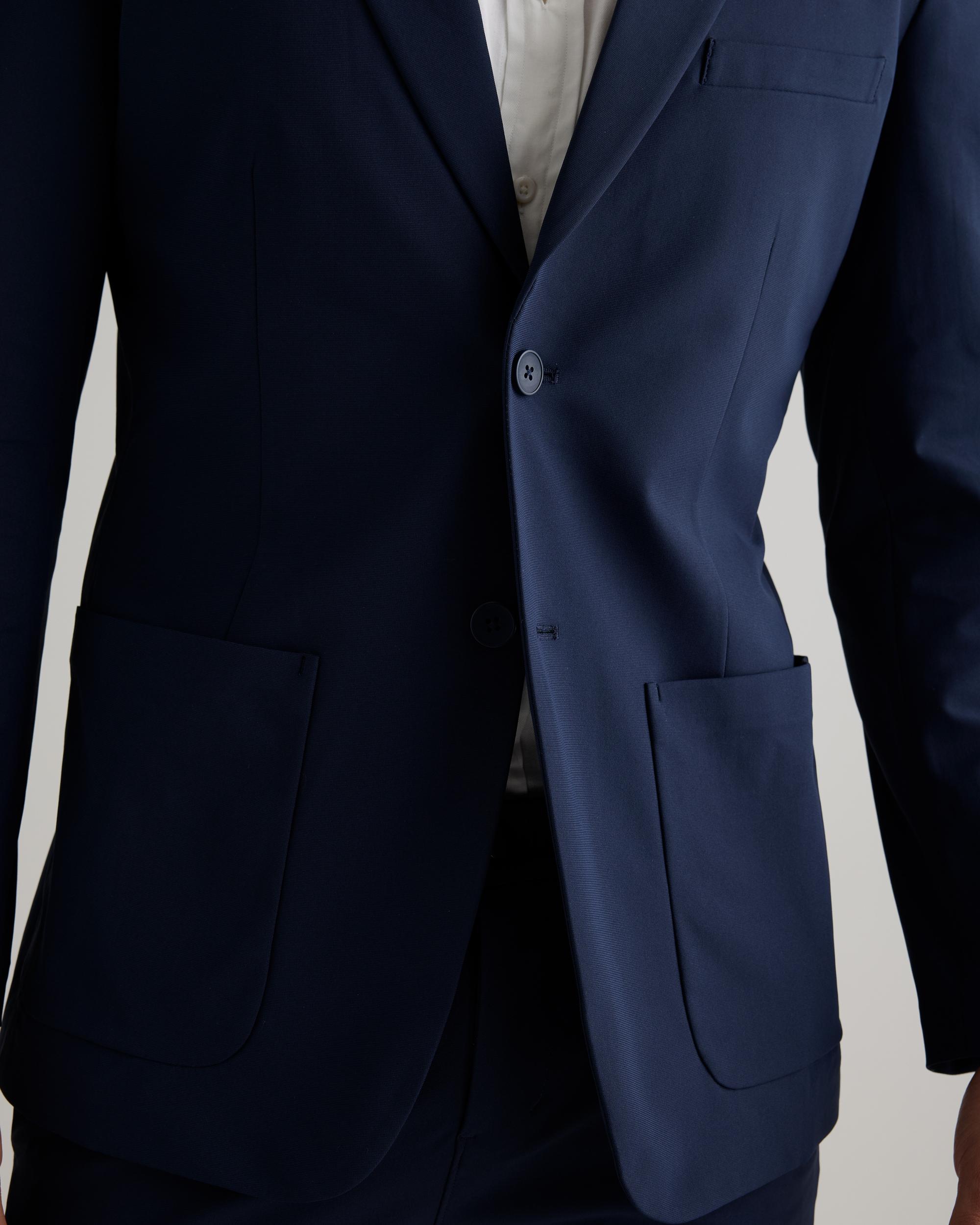 Quince | Men's Performance Stretch Technical Blazer Recycled Polyester Product Image