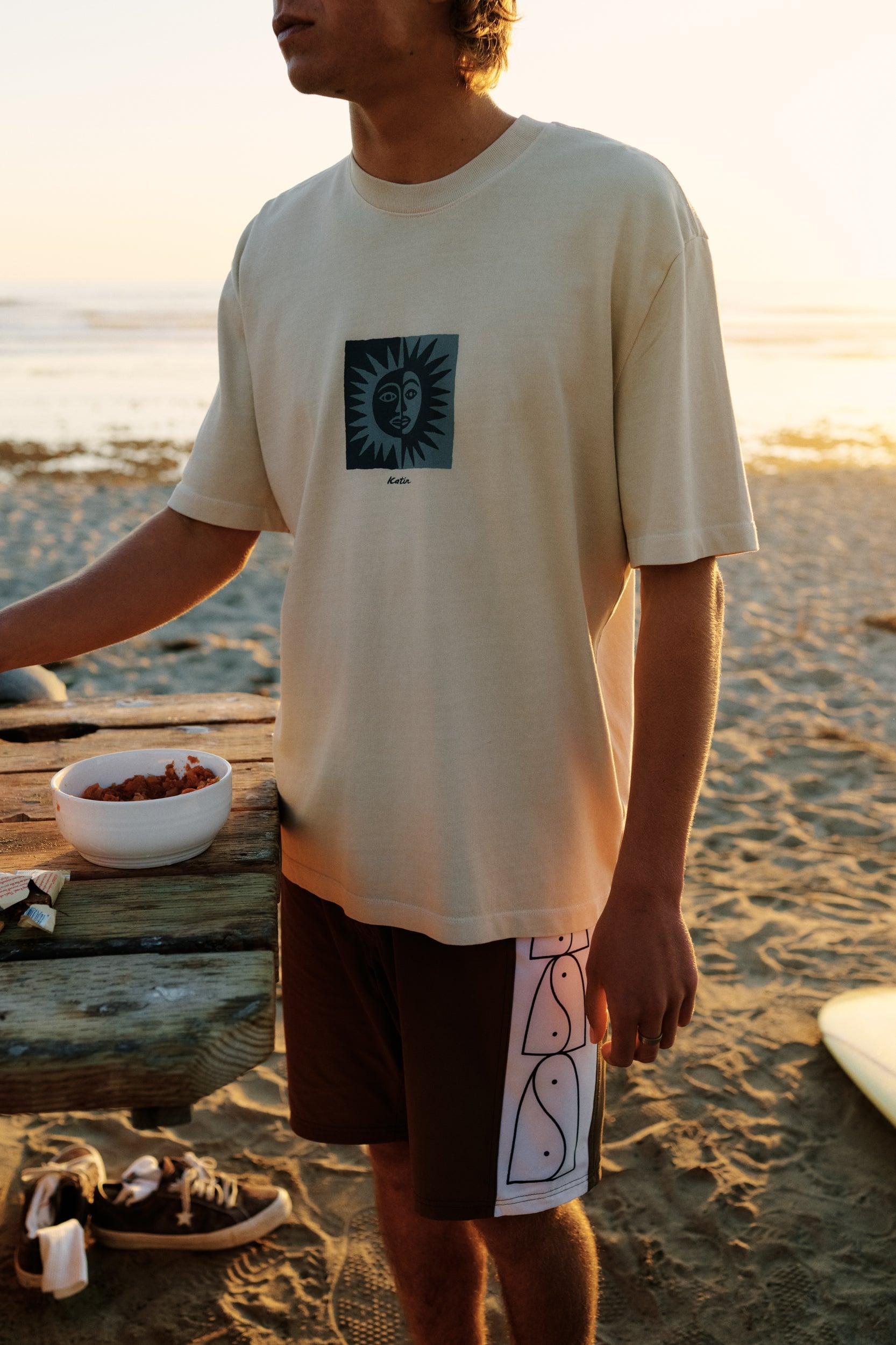 RELIC RELAXED TEE Product Image