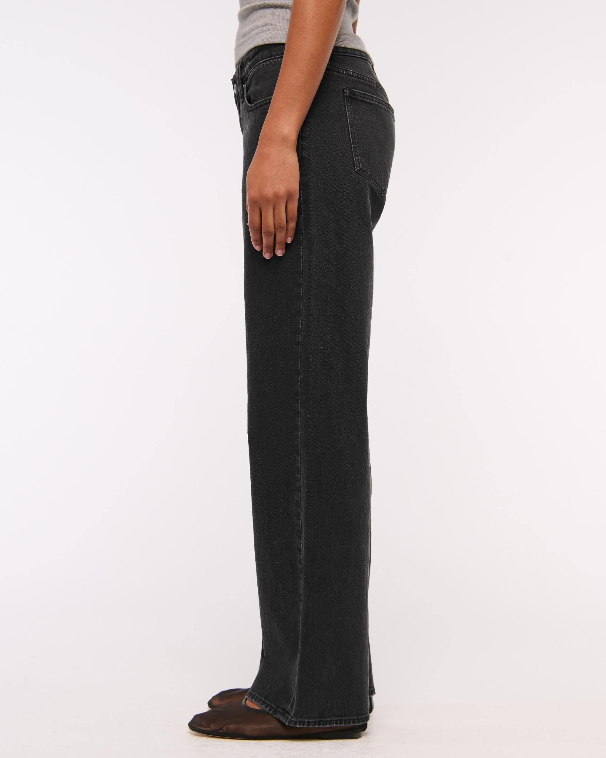 Curve Love Low Rise 90s Relaxed Jean Product Image