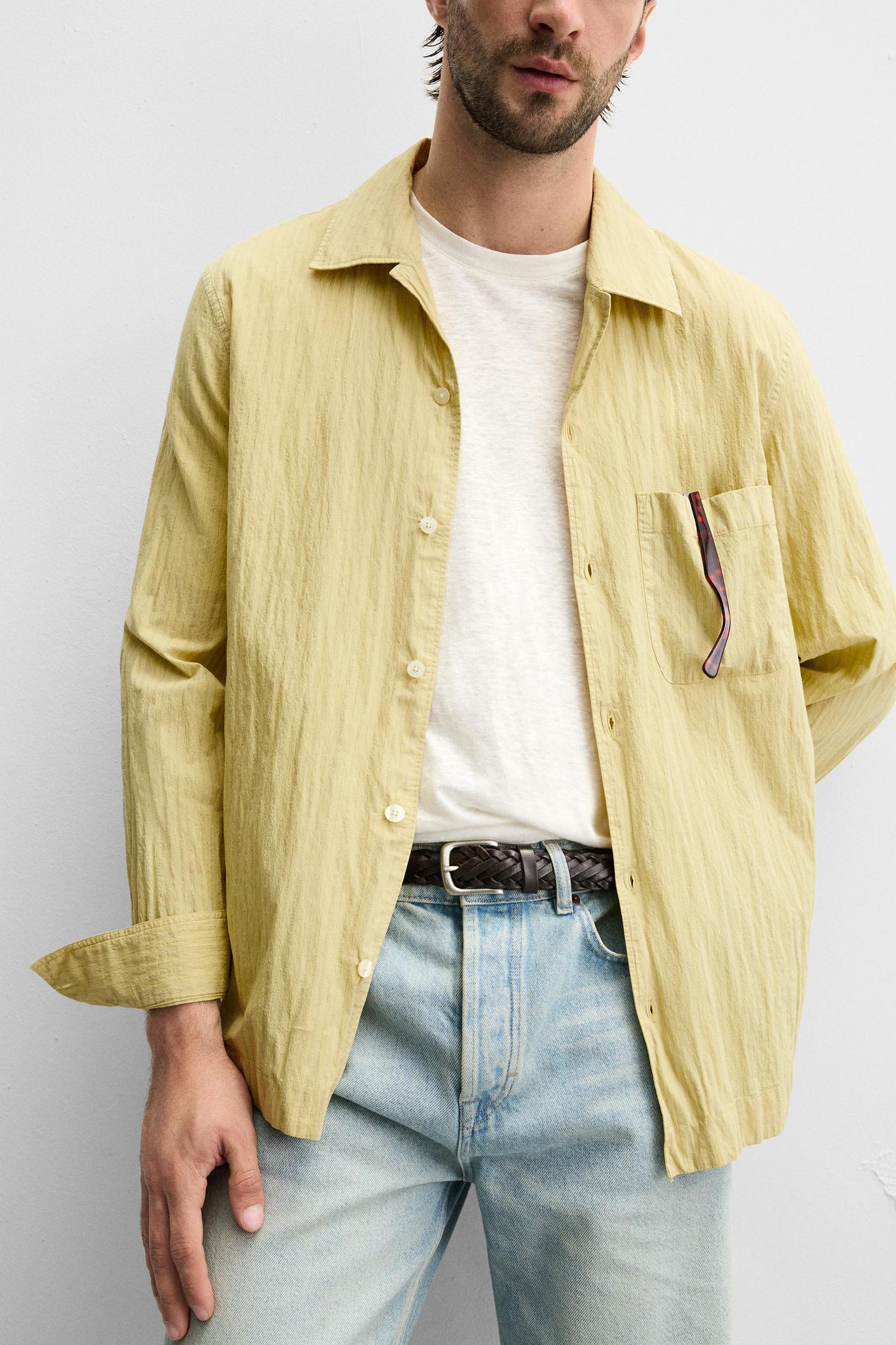 CONTRASTING STRIPED SHIRT Product Image