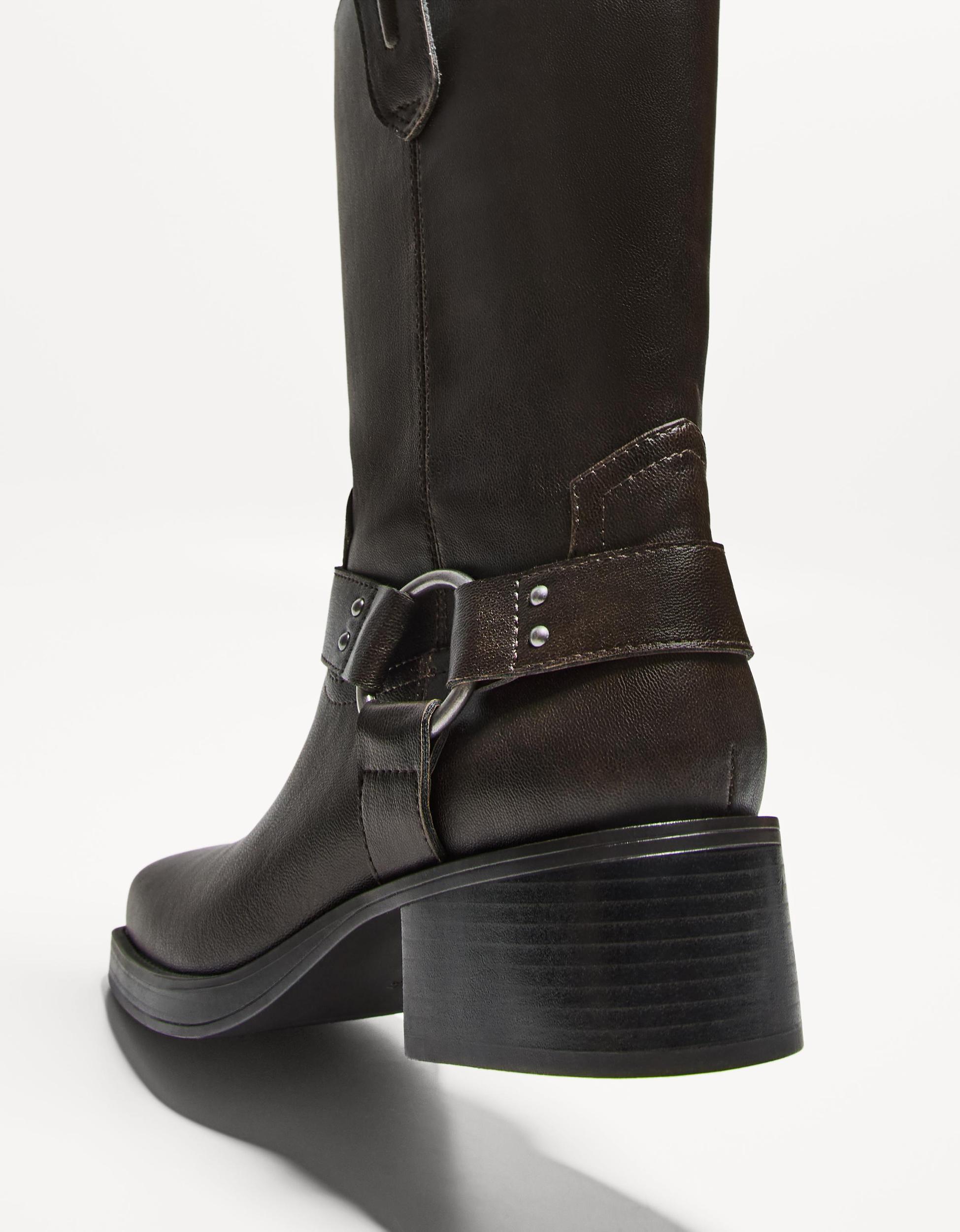 Mid-calf flat biker boots Product Image