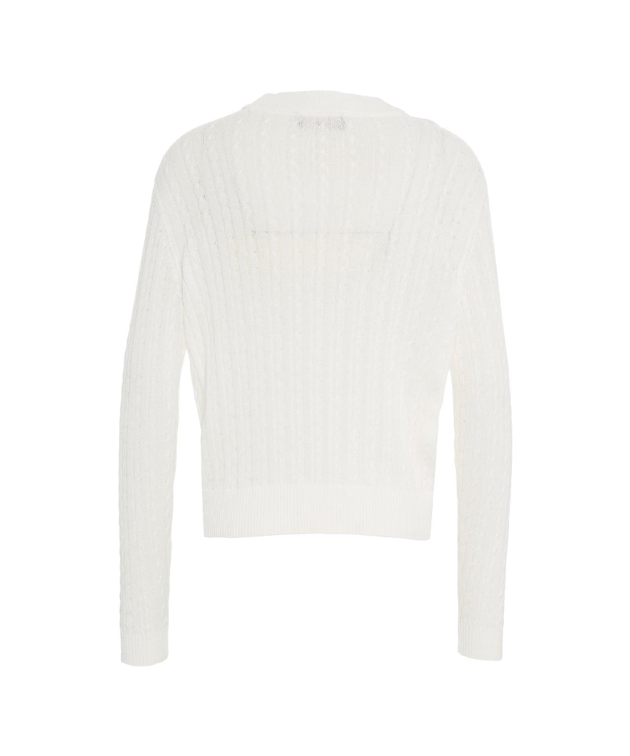 Cable knit pullover Product Image