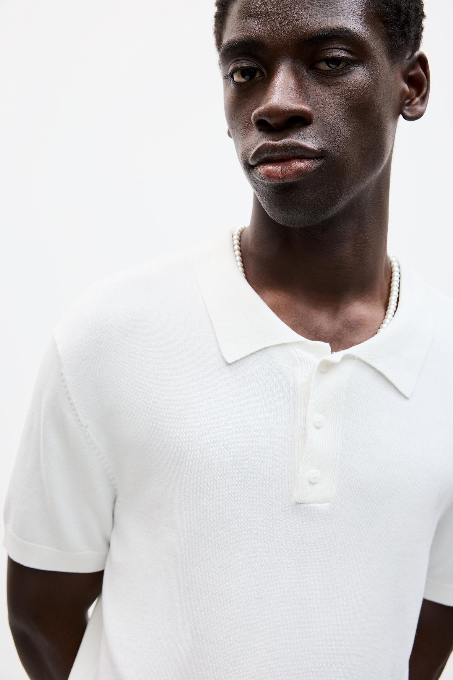 Short sleeve knit polo shirt Product Image