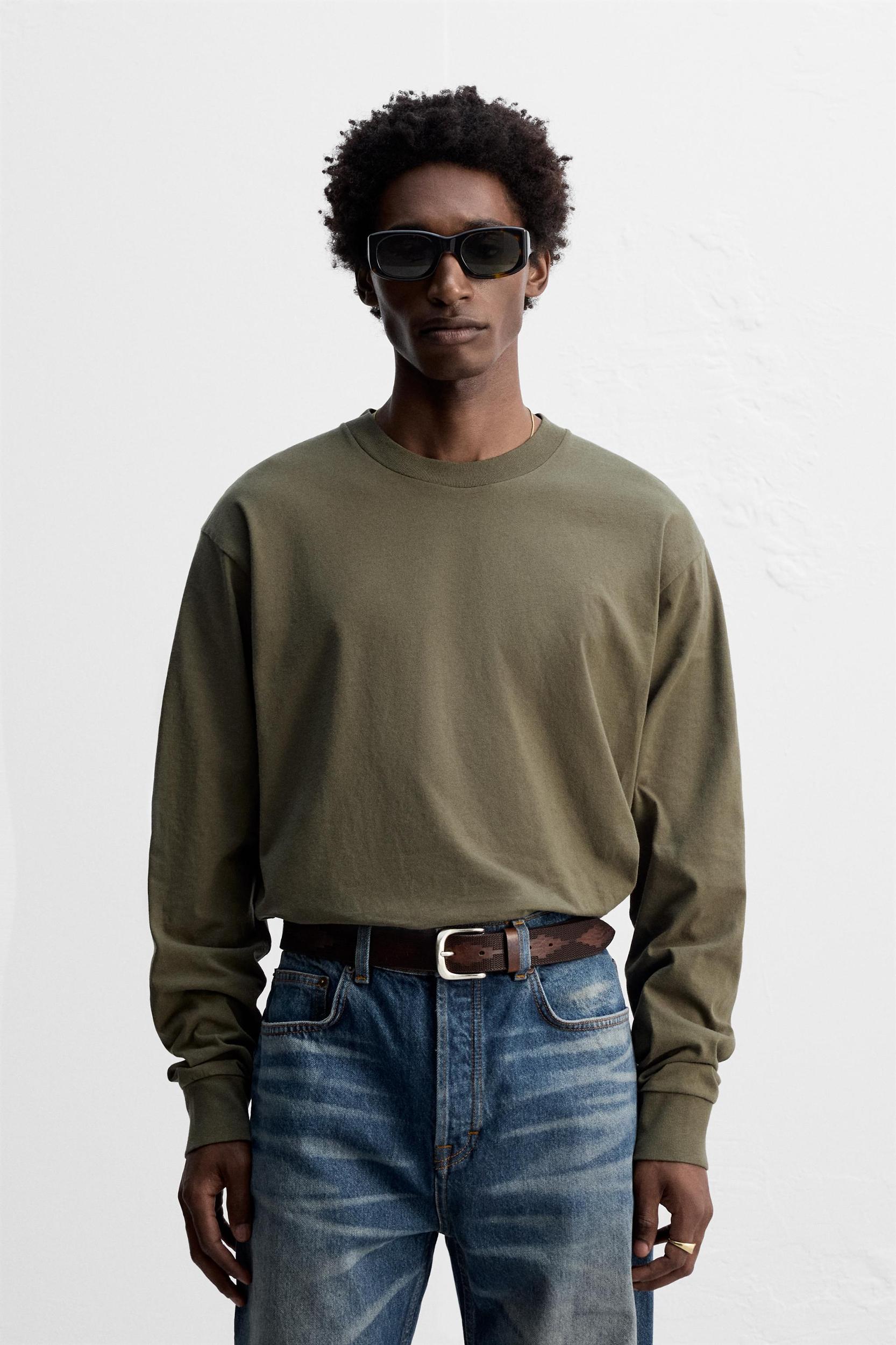 MEDIUM WEIGHT LONG SLEEVE T-SHIRT Product Image