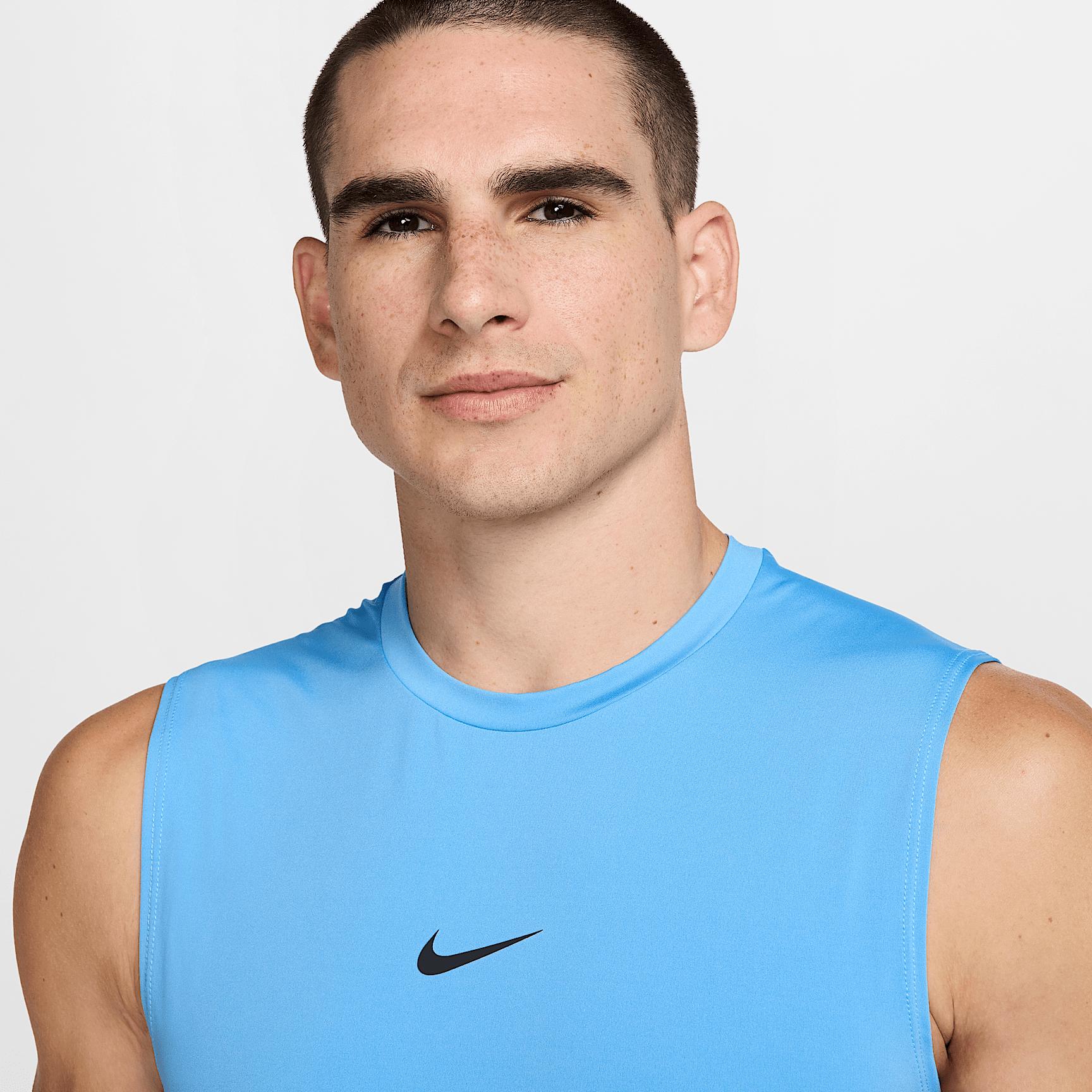 Nike Pro Men's Dri-FIT Slim Sleeveless Top Product Image