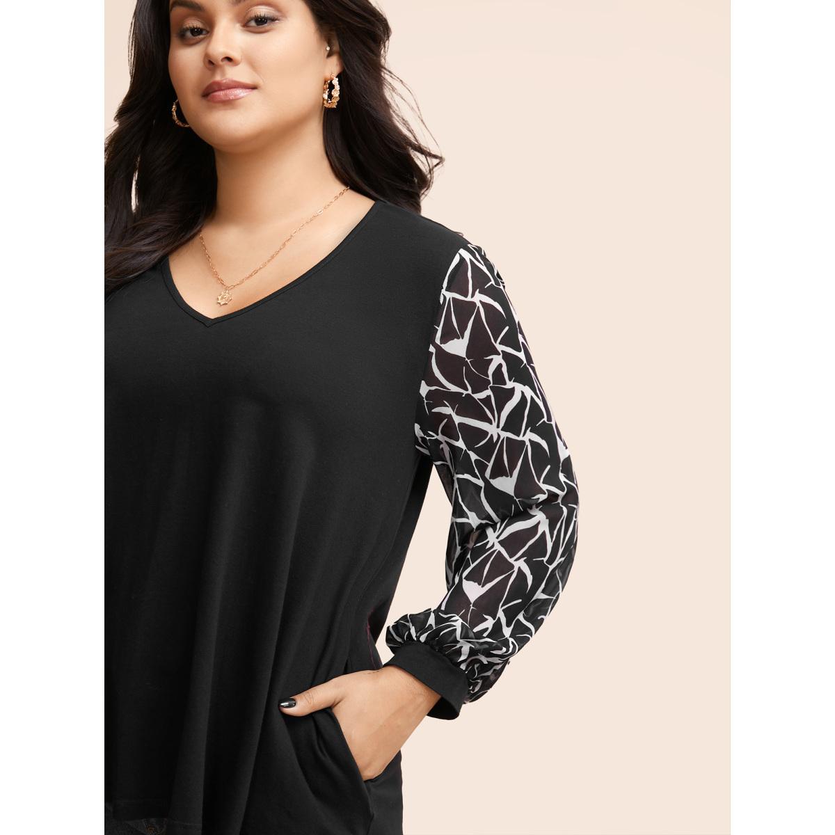 Plus Size Geometric Patchwork Mesh Pocket T-shirt Black Women Elegant See through Art&design V-neck Everyday T-shirts BloomChic 18-20/2X Product Image