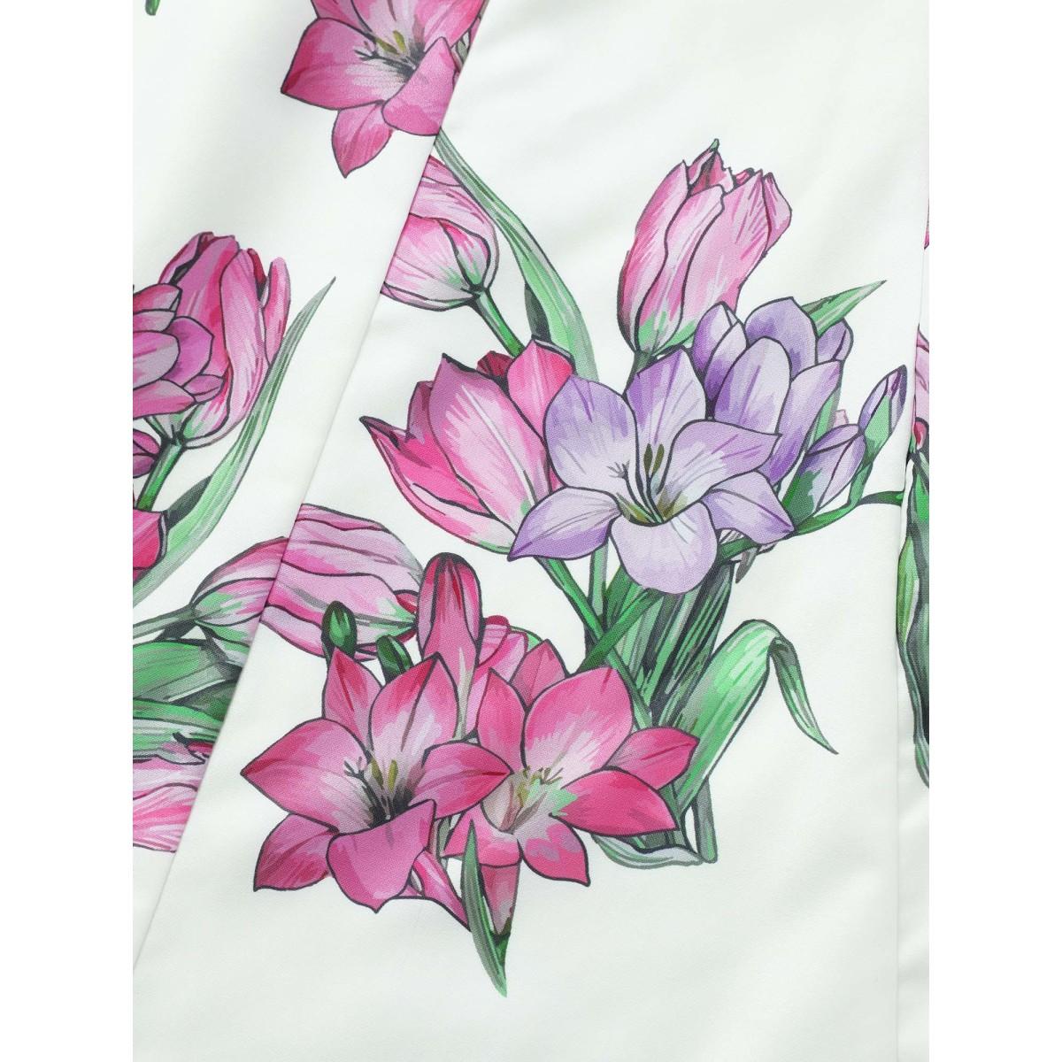 Plus Size Floral Print Patchwork Pocket Spaghetti Strap Dress White Women Elegant Printed Spaghetti Strap Sleeveless Curvy Midi Dress BloomChic 26/4X Product Image