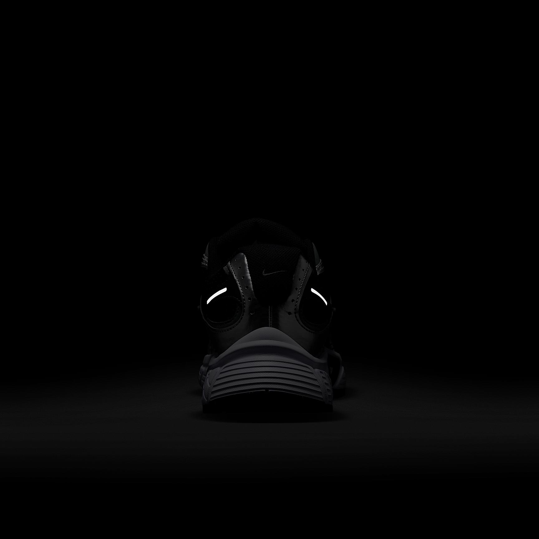 Nike Mens V5 RNR Shoes | HJ5228-004 Product Image