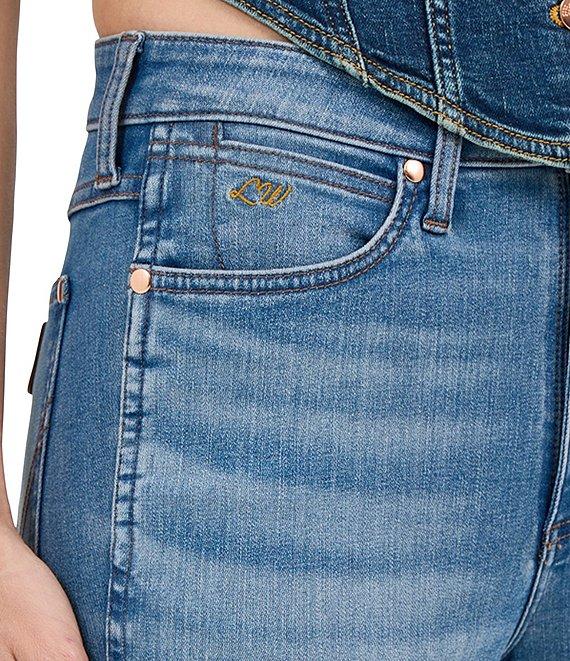 Wrangler® x Lainey Wilson Boot Hugger Clean Hem Jeans Product Image