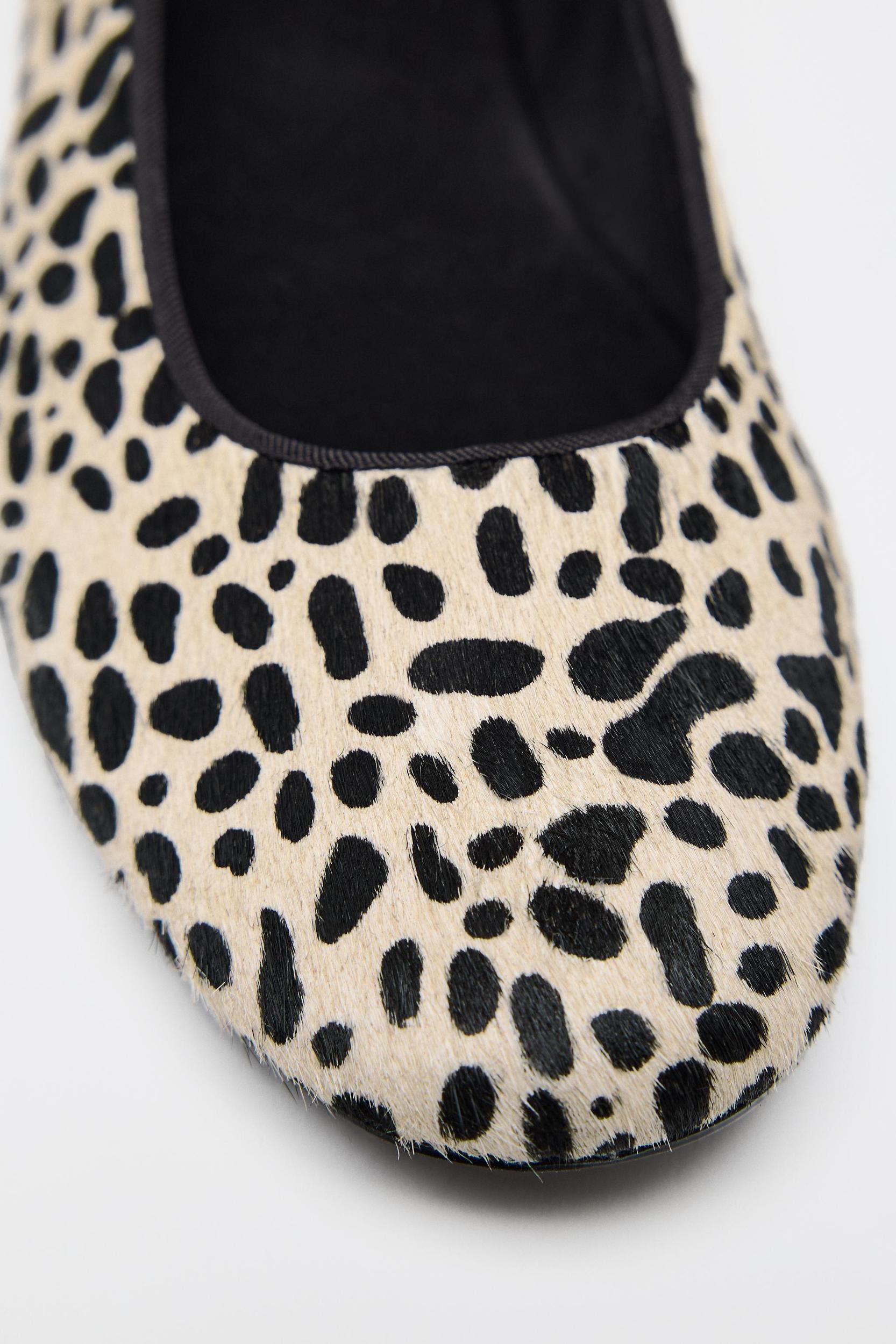 ANIMAL PRINT LEATHER BALLET FLATS Product Image
