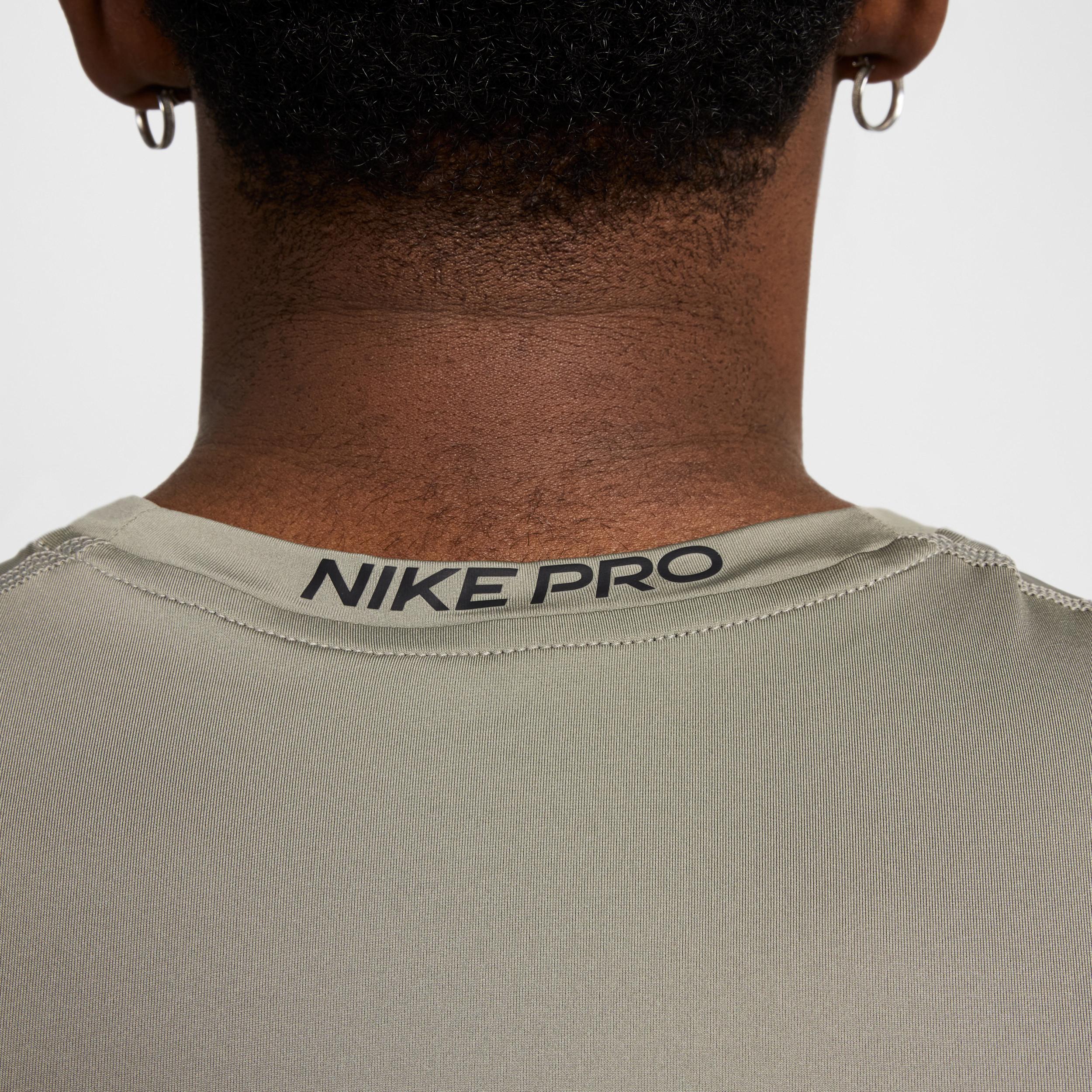 Men's Nike Pro Dri-FIT Slim Sleeveless Top Product Image