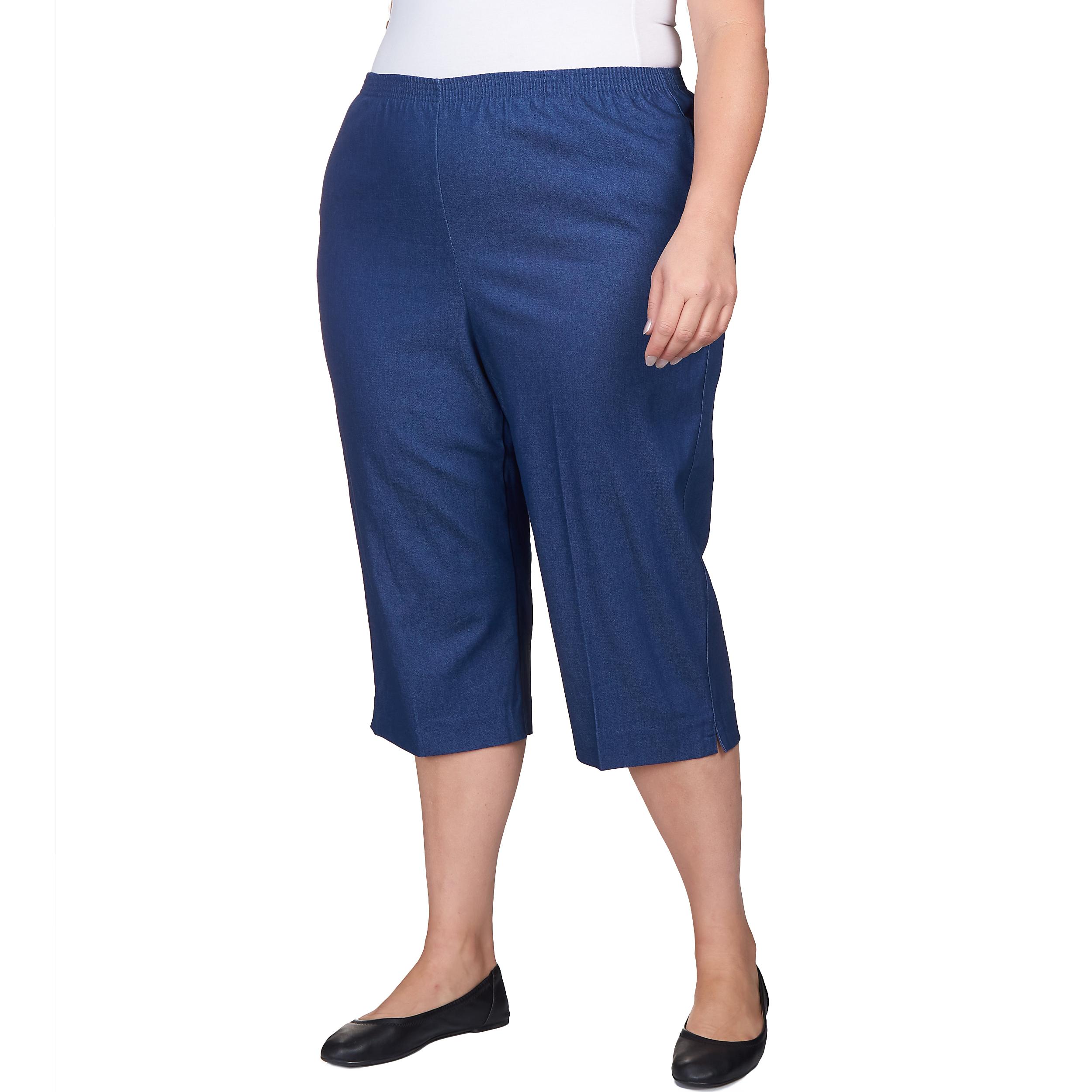 Alfred Dunner Women's Relaxed Fit Denim Capri - Plus Product Image