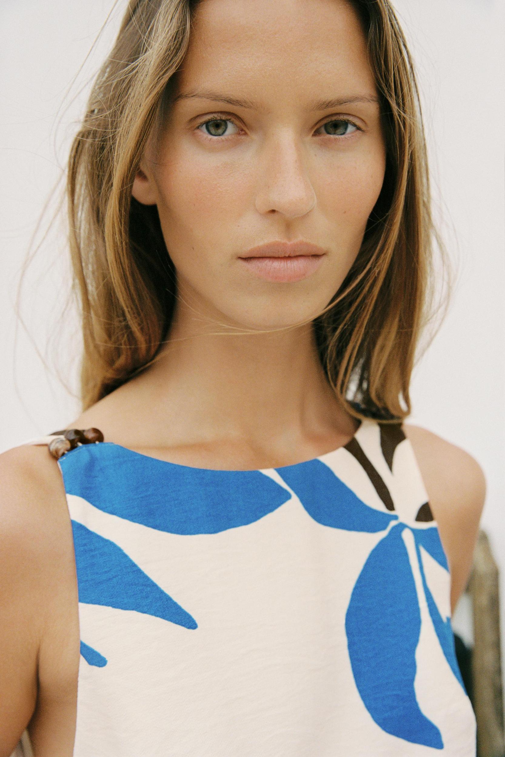 FLORAL PRINT BEADED TOP Product Image