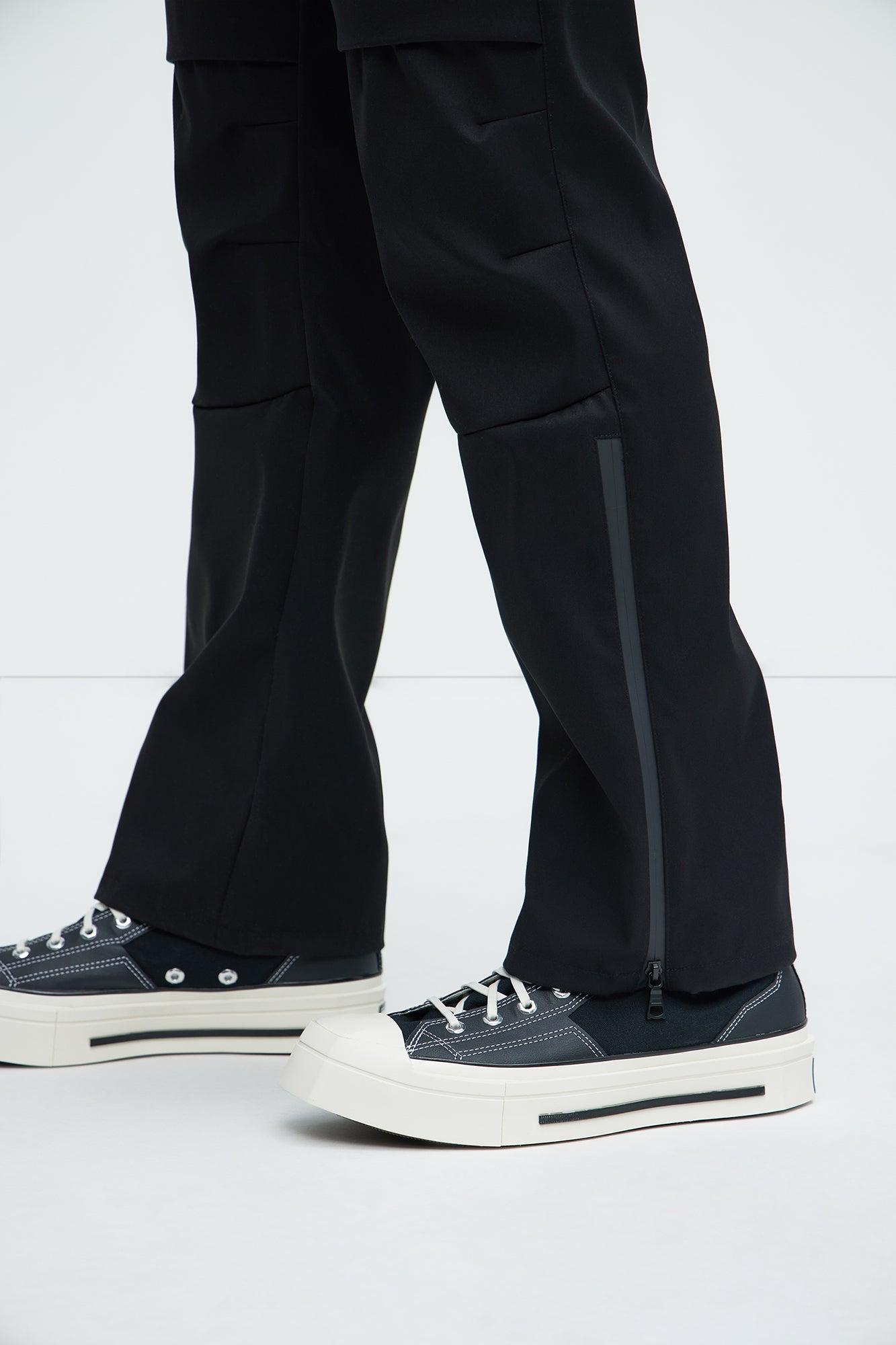 Alwin Zip Tech Pants - Black Product Image