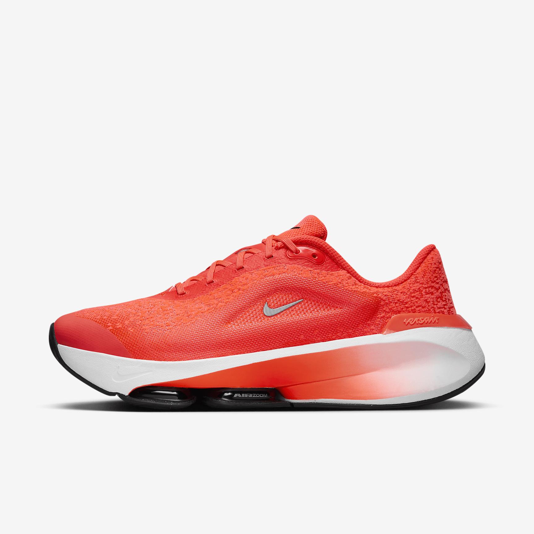 Nike Versair Women's Workout Shoes Product Image