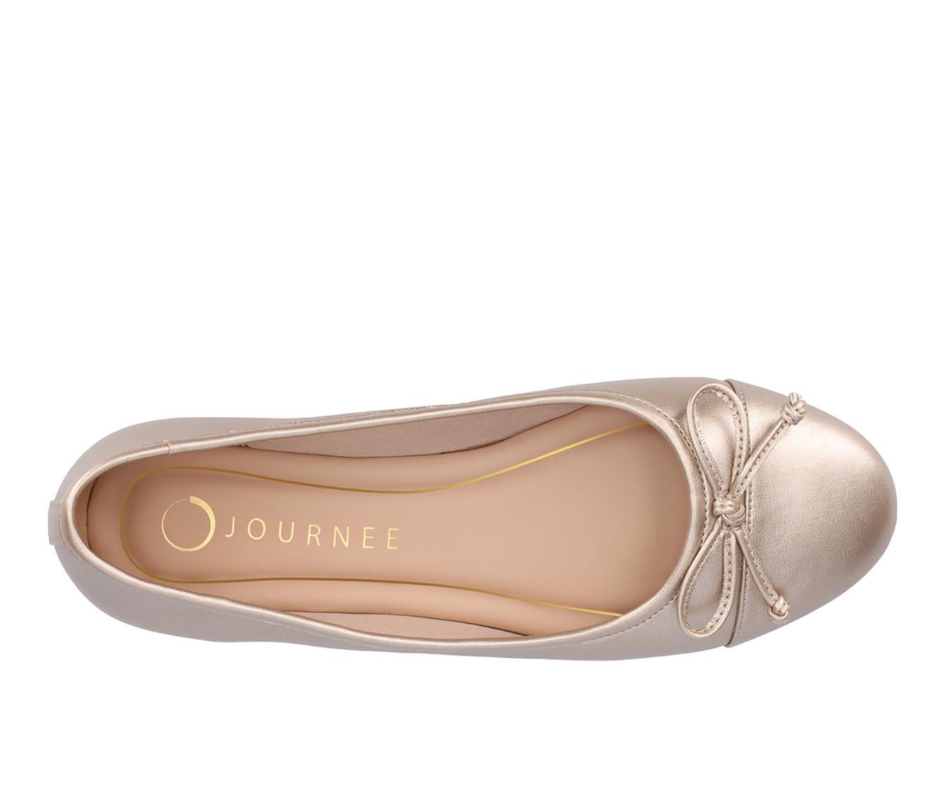 Women's Journee Collection Kaiah Flats Product Image
