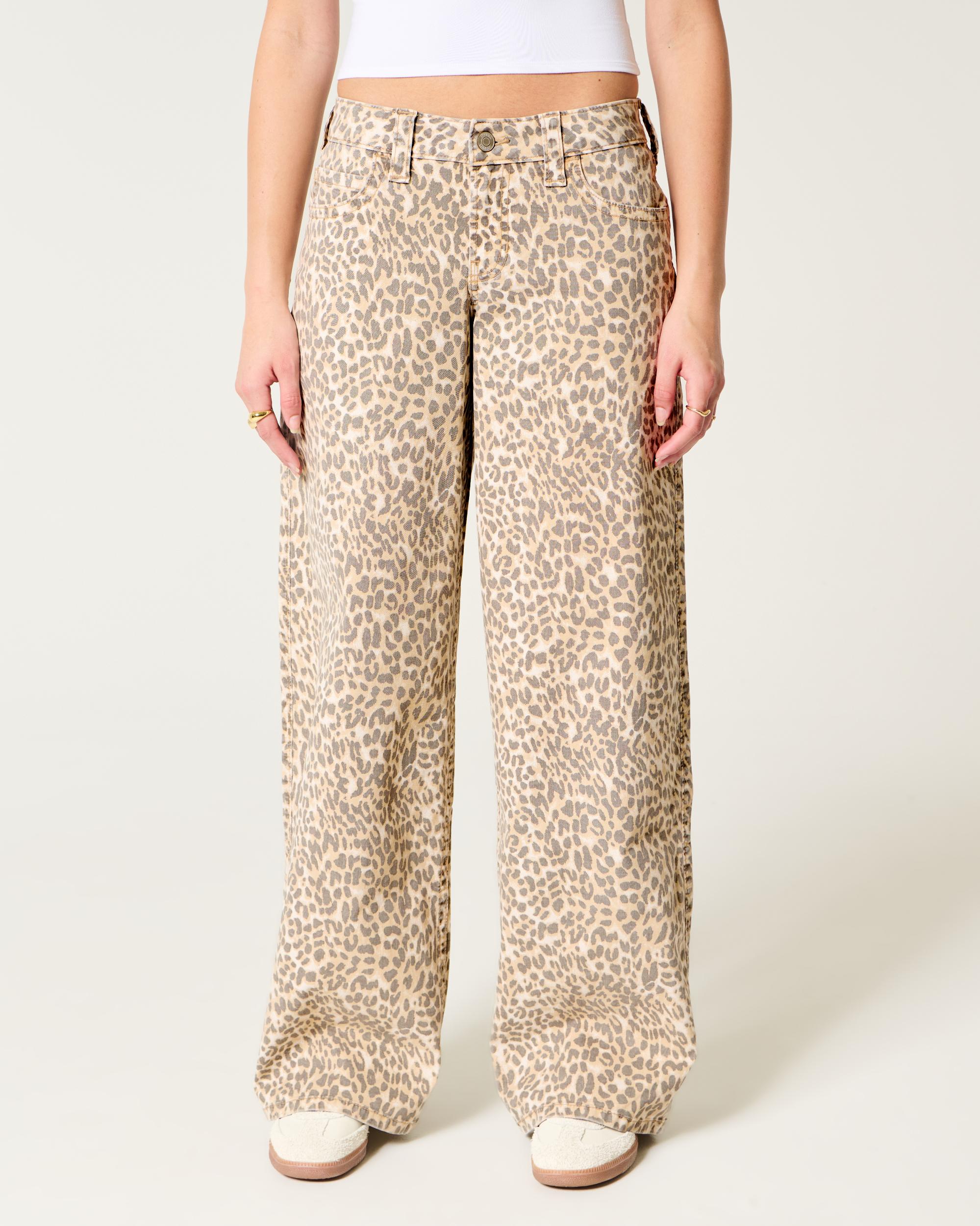 Low-Rise Leopard Print Super Baggy Jeans Product Image