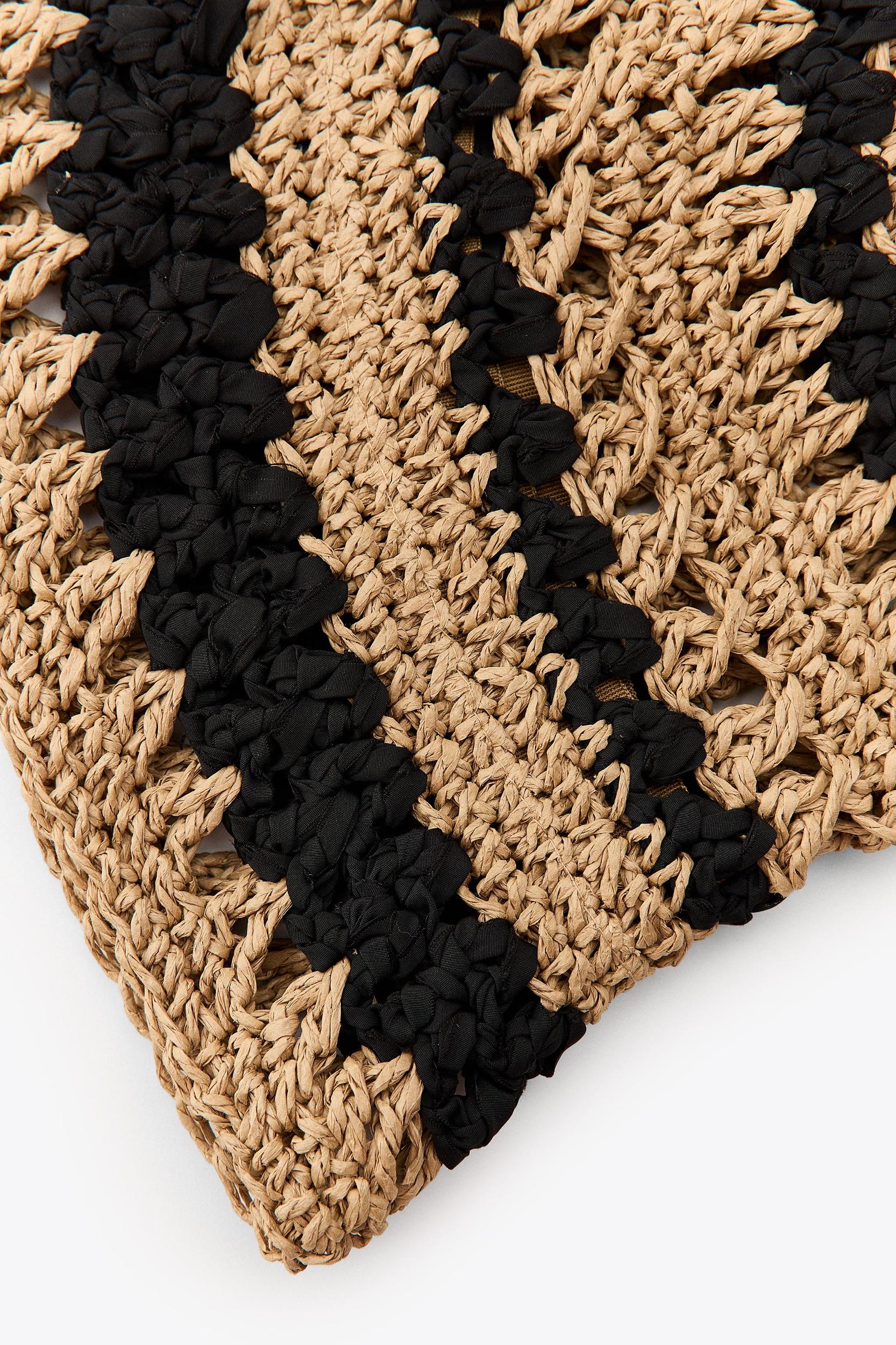 CONTRAST BRAIDED BUCKET HAT Product Image